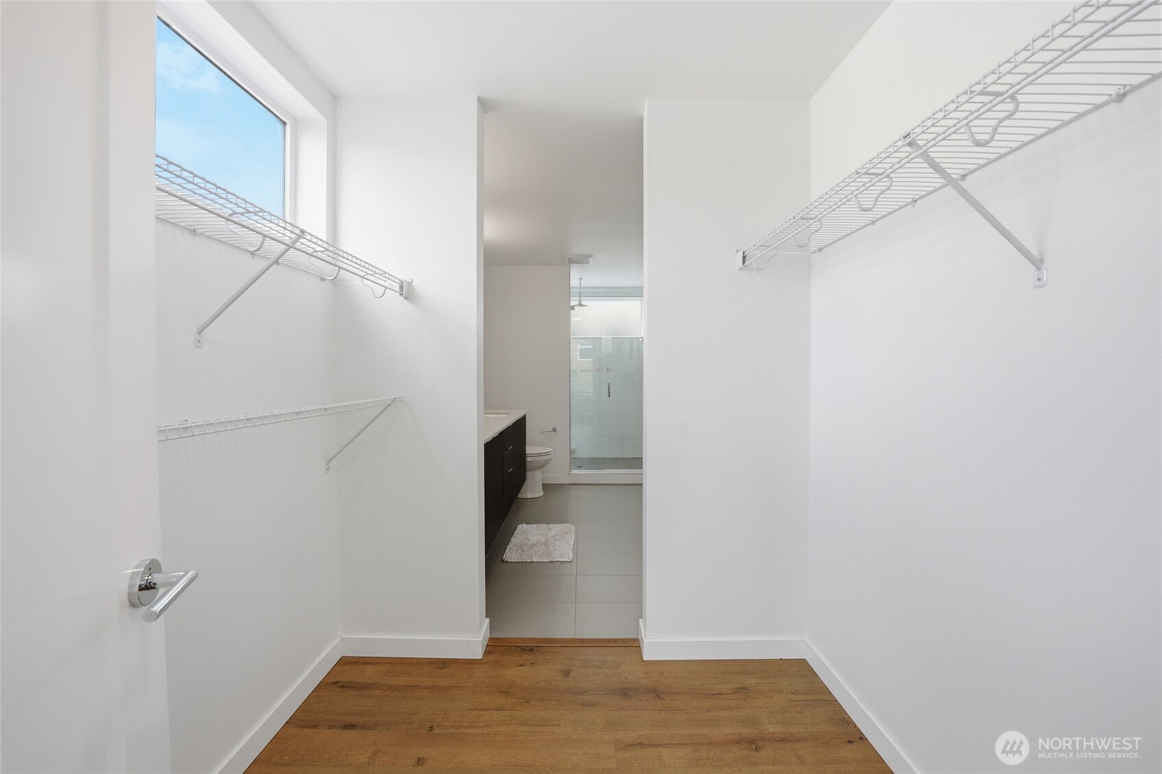 2512 Yale Avenue E #B, Seattle, WA 98102