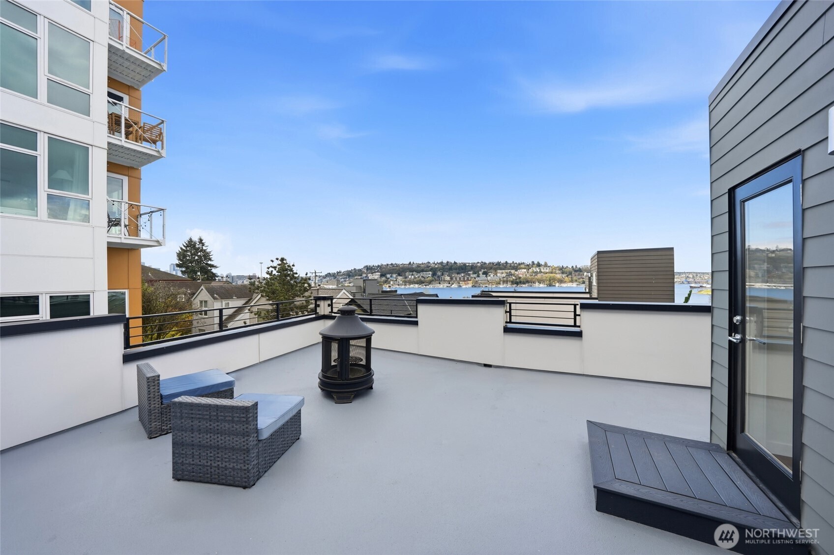 2512 Yale Avenue E #B, Seattle, WA 98102