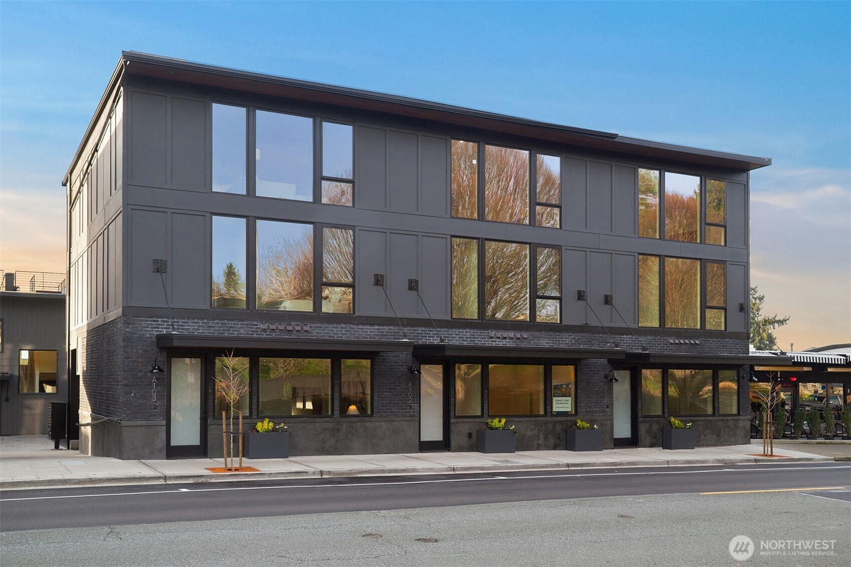 614 5th Avenue S #A103, Edmonds, WA 98020