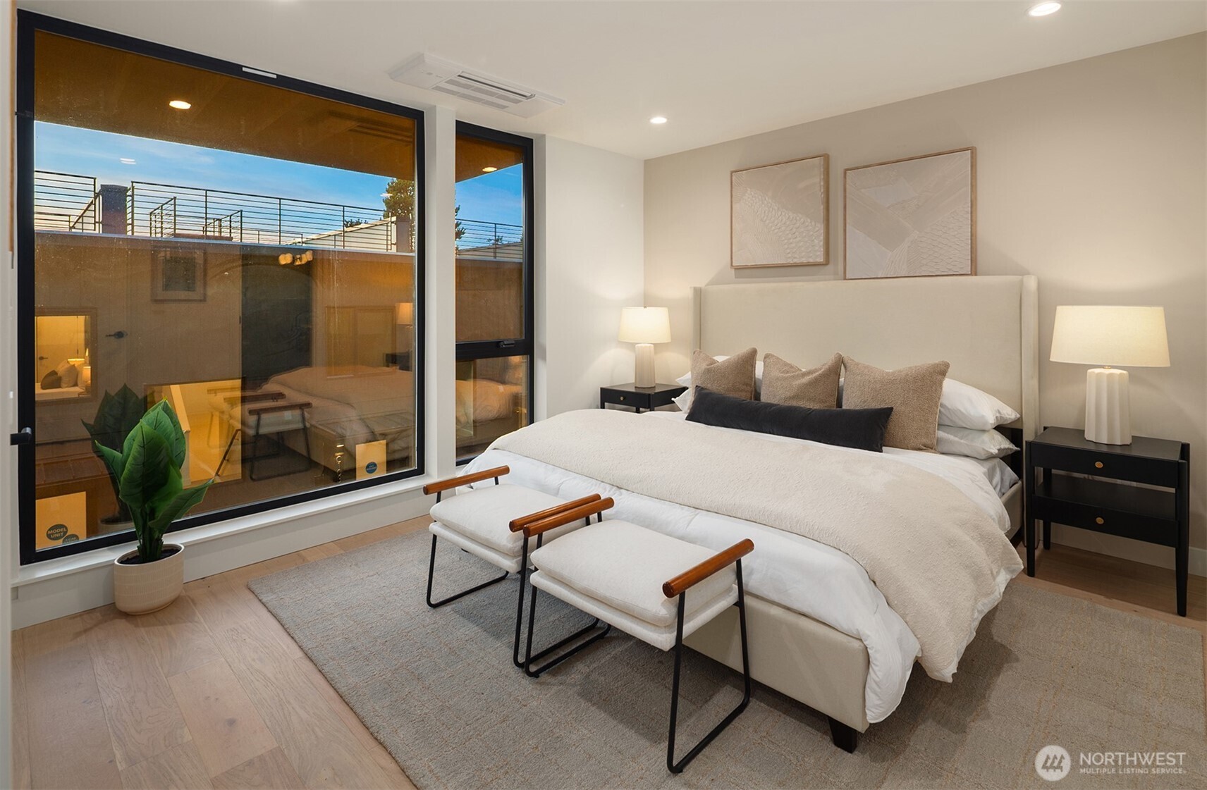 614 5th Avenue S #A103, Edmonds, WA 98020