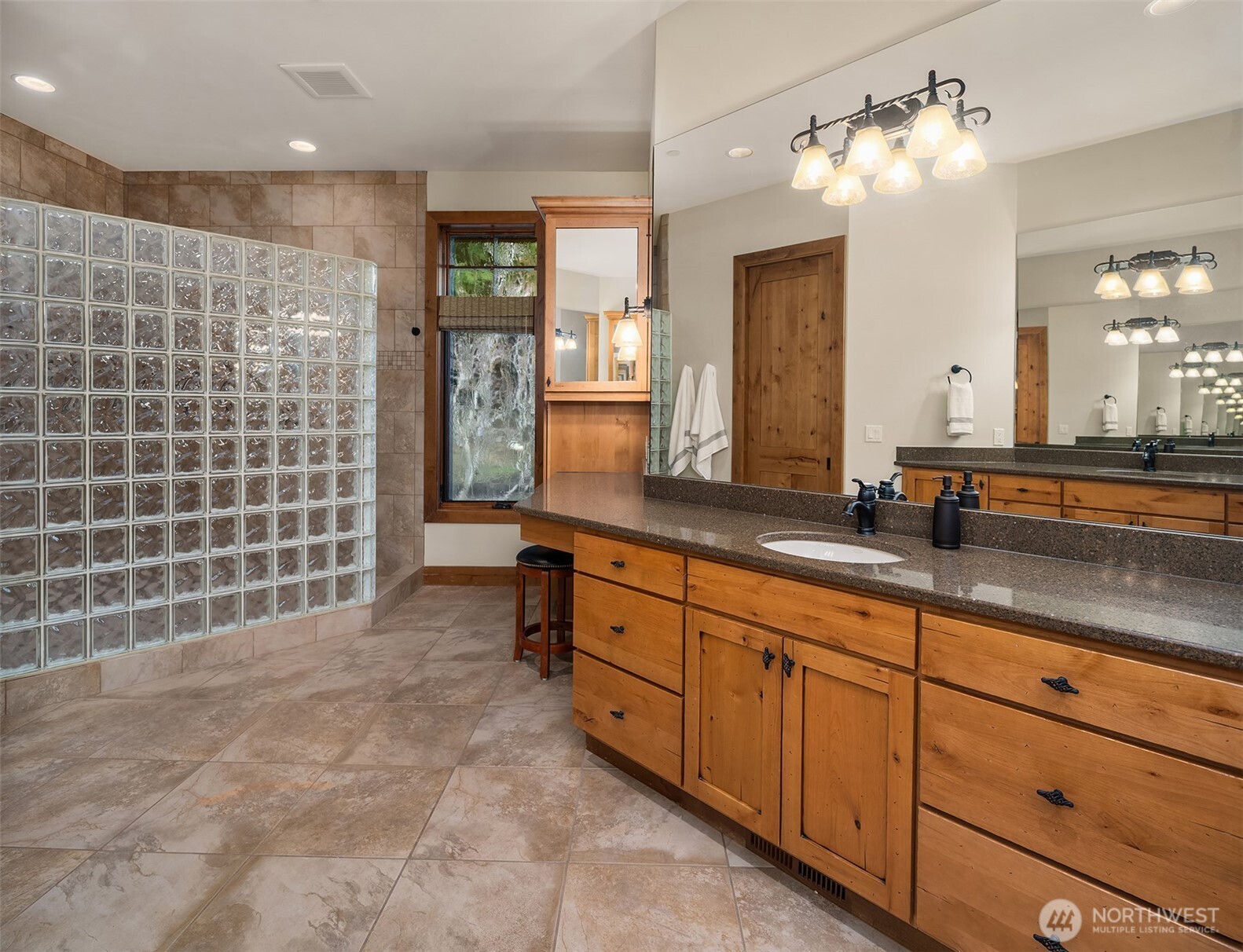 91 Rushing Water Lane , Cle Elum, WA 98922-3175