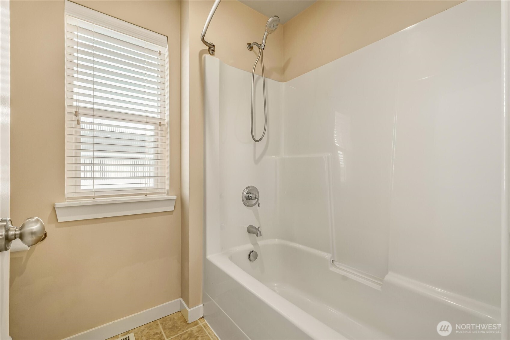 3824 222nd Place SE, Bothell, WA 98021