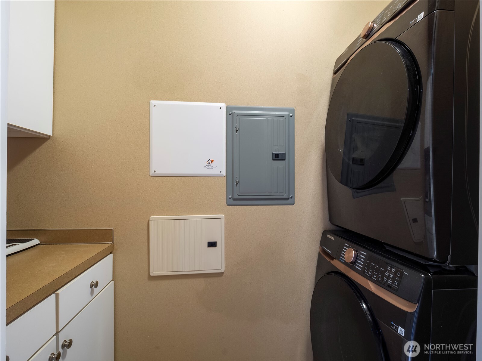 320 E 32nd Street #108, Tacoma, WA 98404