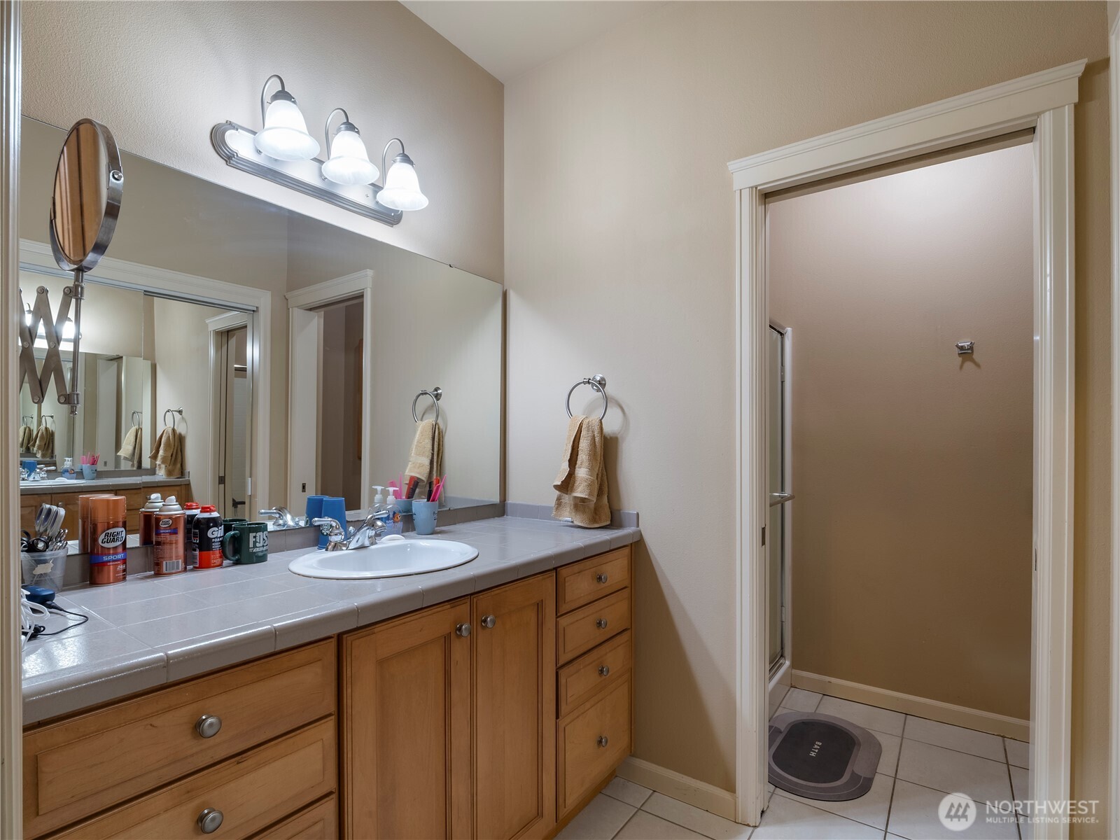 320 E 32nd Street #108, Tacoma, WA 98404