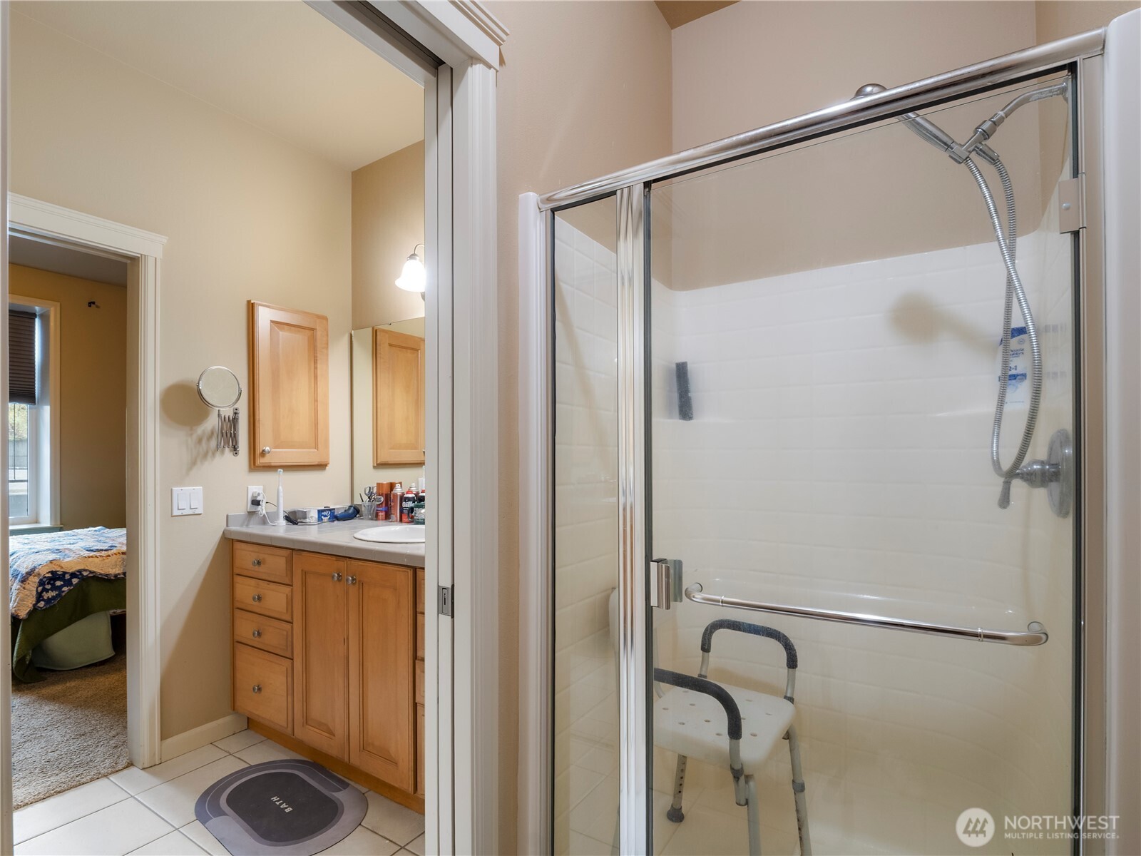 320 E 32nd Street #108, Tacoma, WA 98404