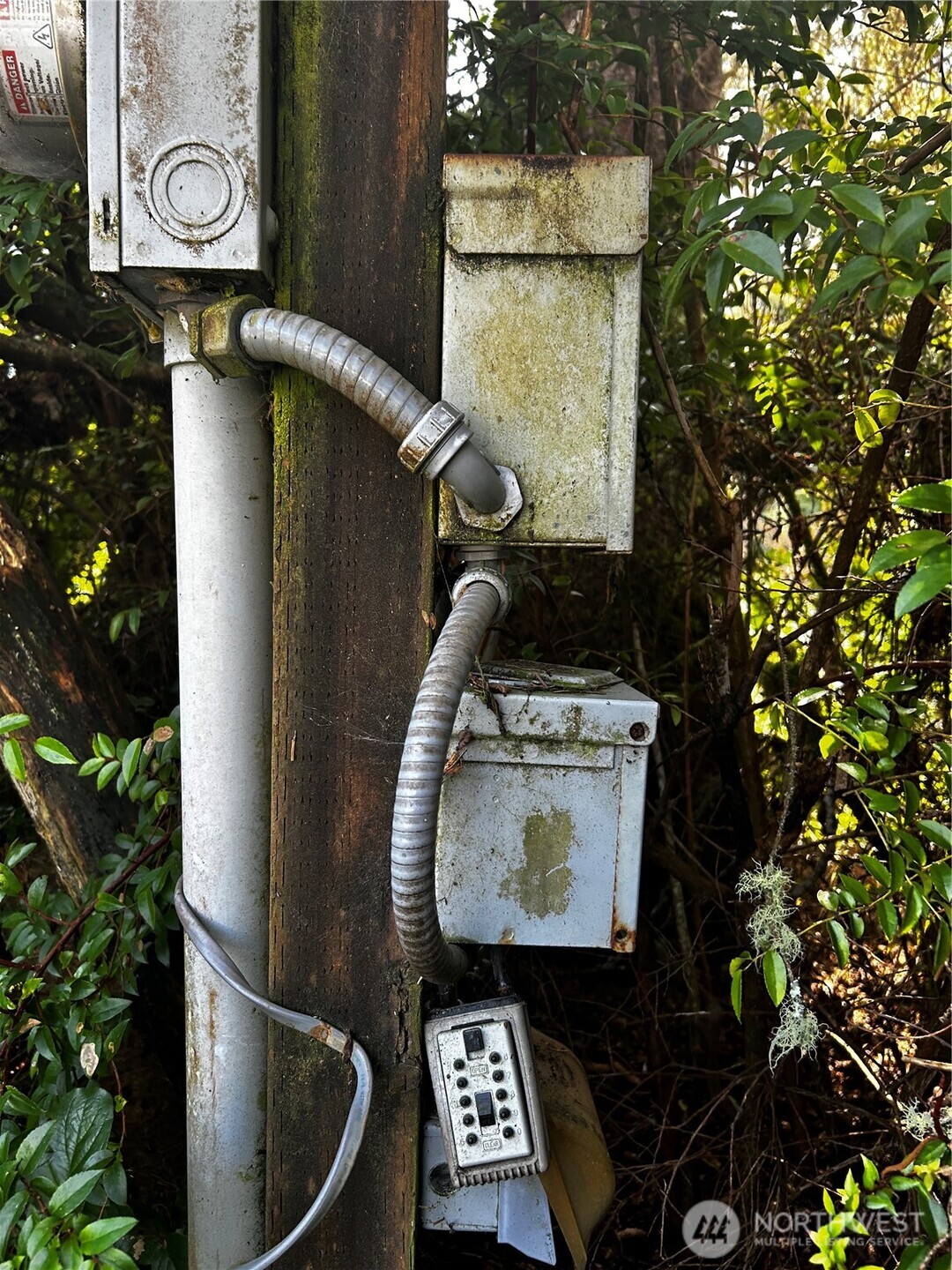 379 Eridani Loop SE, Ocean Shores, WA 98569-9779