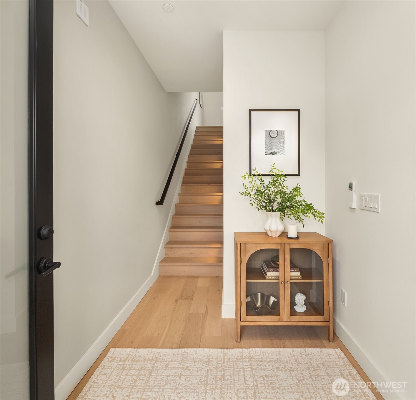 614 5th Avenue S #B103, Edmonds, WA 98020