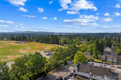 8521 Roosevelt Way NE, Seattle, WA 98115 - Photo 18