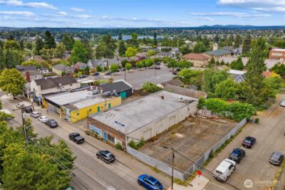 8521 Roosevelt Way NE, Seattle, WA 98115 - Photo 3