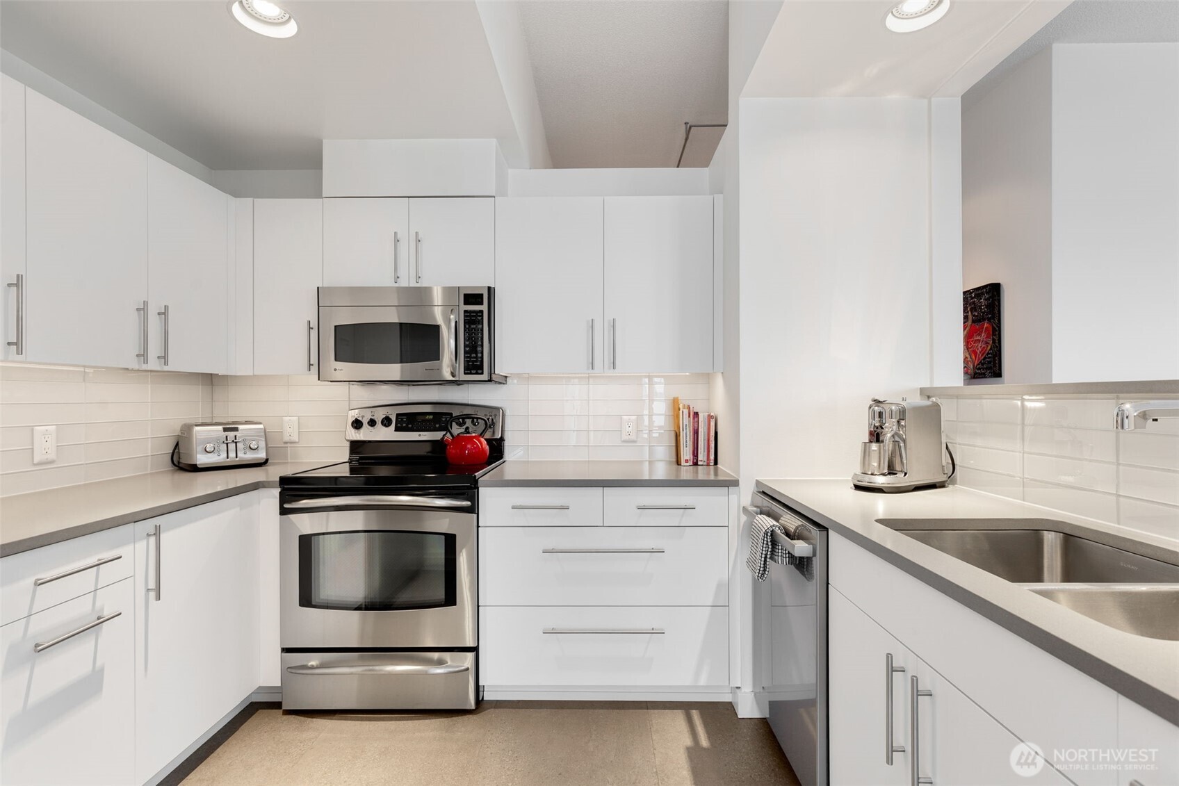 98 Union Street #206, Seattle, WA 98101