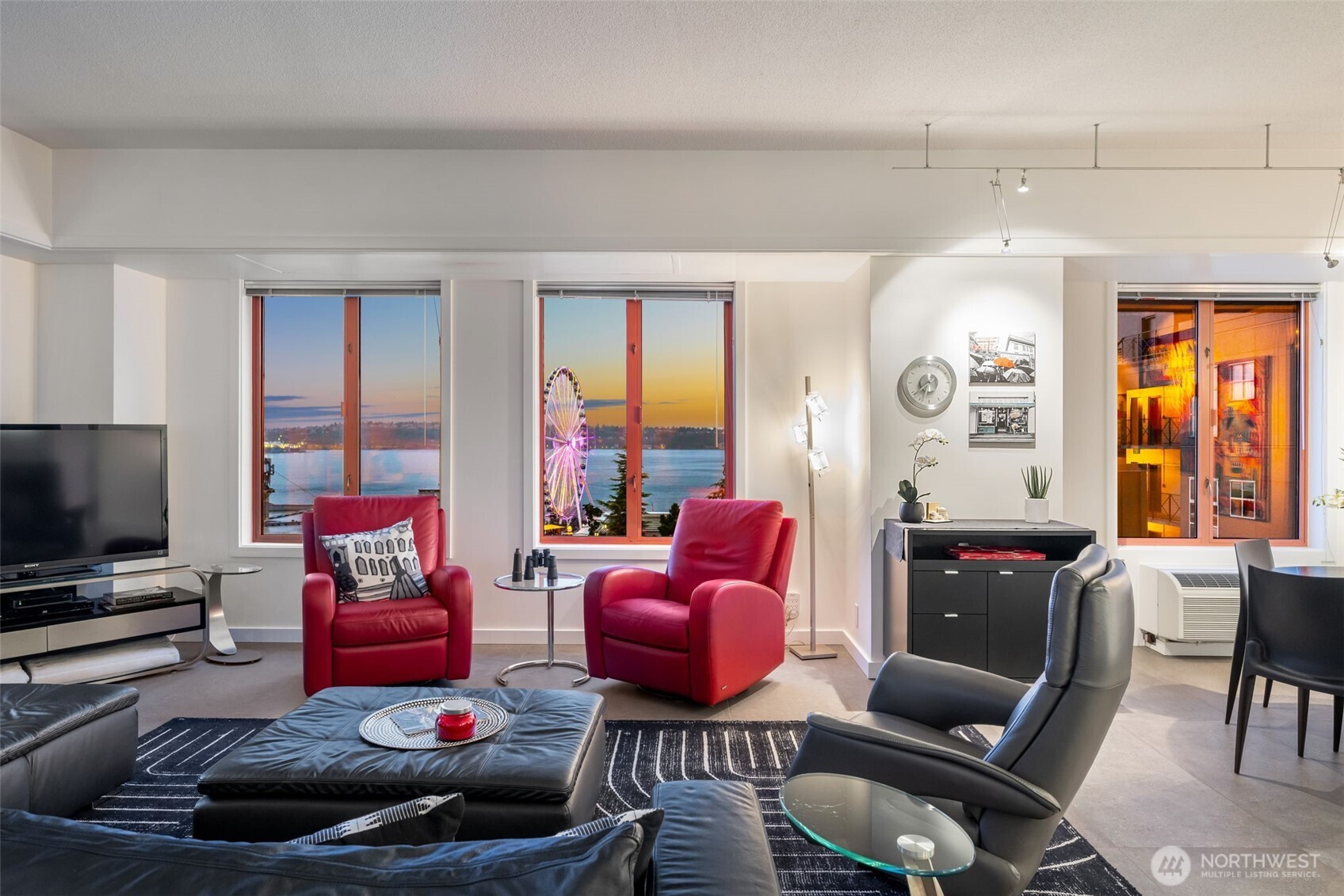 98 Union Street #206, Seattle, WA 98101