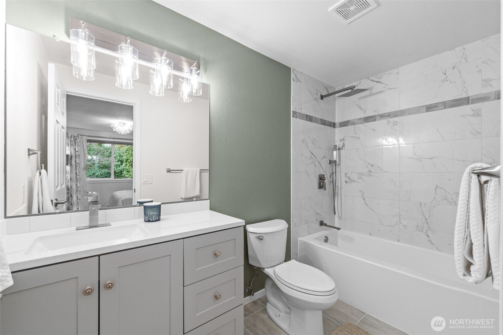 13324 NE 138th Pl , Kirkland, WA 98034