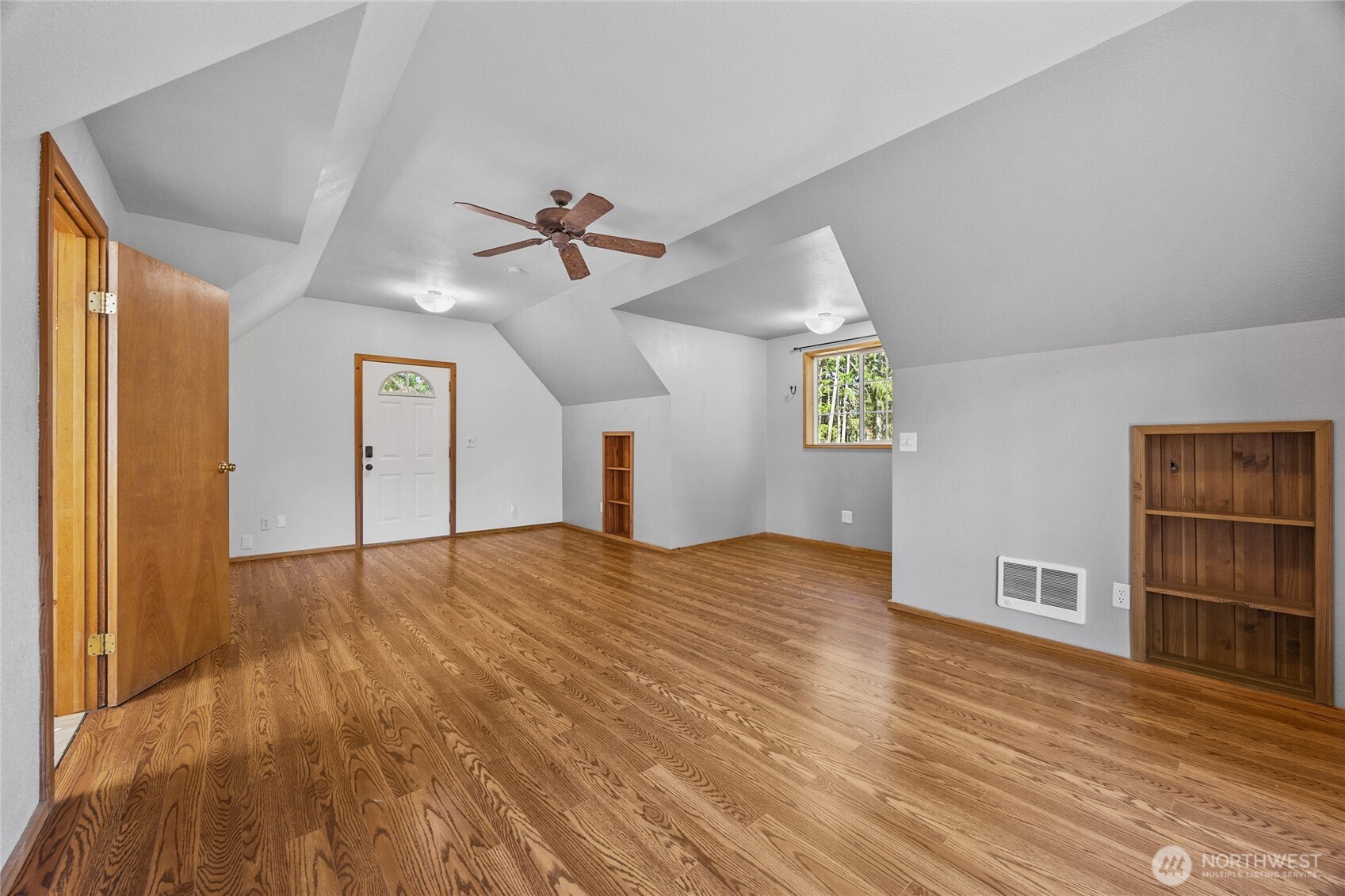 16318 82nd Street NW, Lakebay, WA 98349