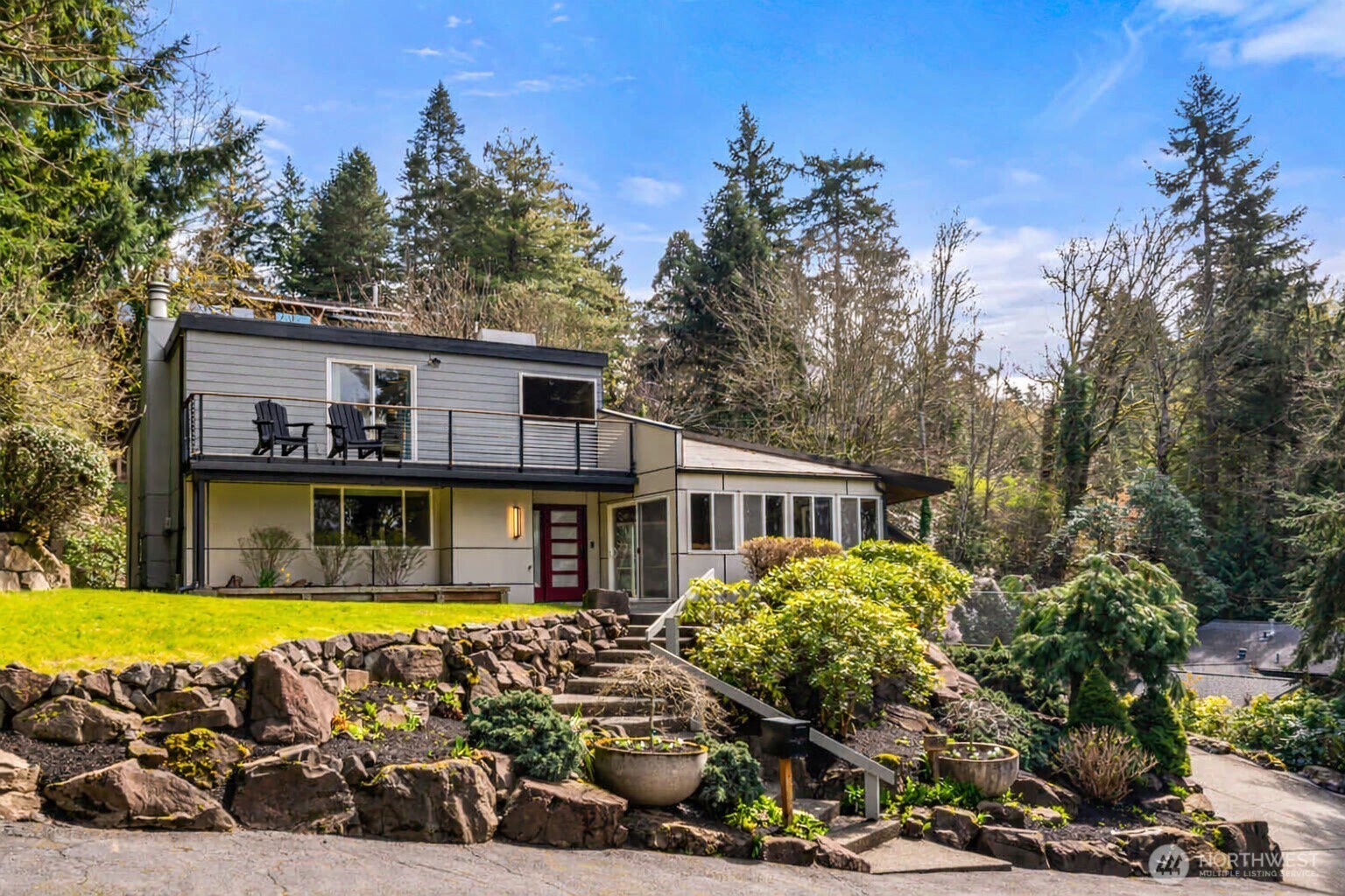 4830 88th Place SE, Mercer Island, WA 98040