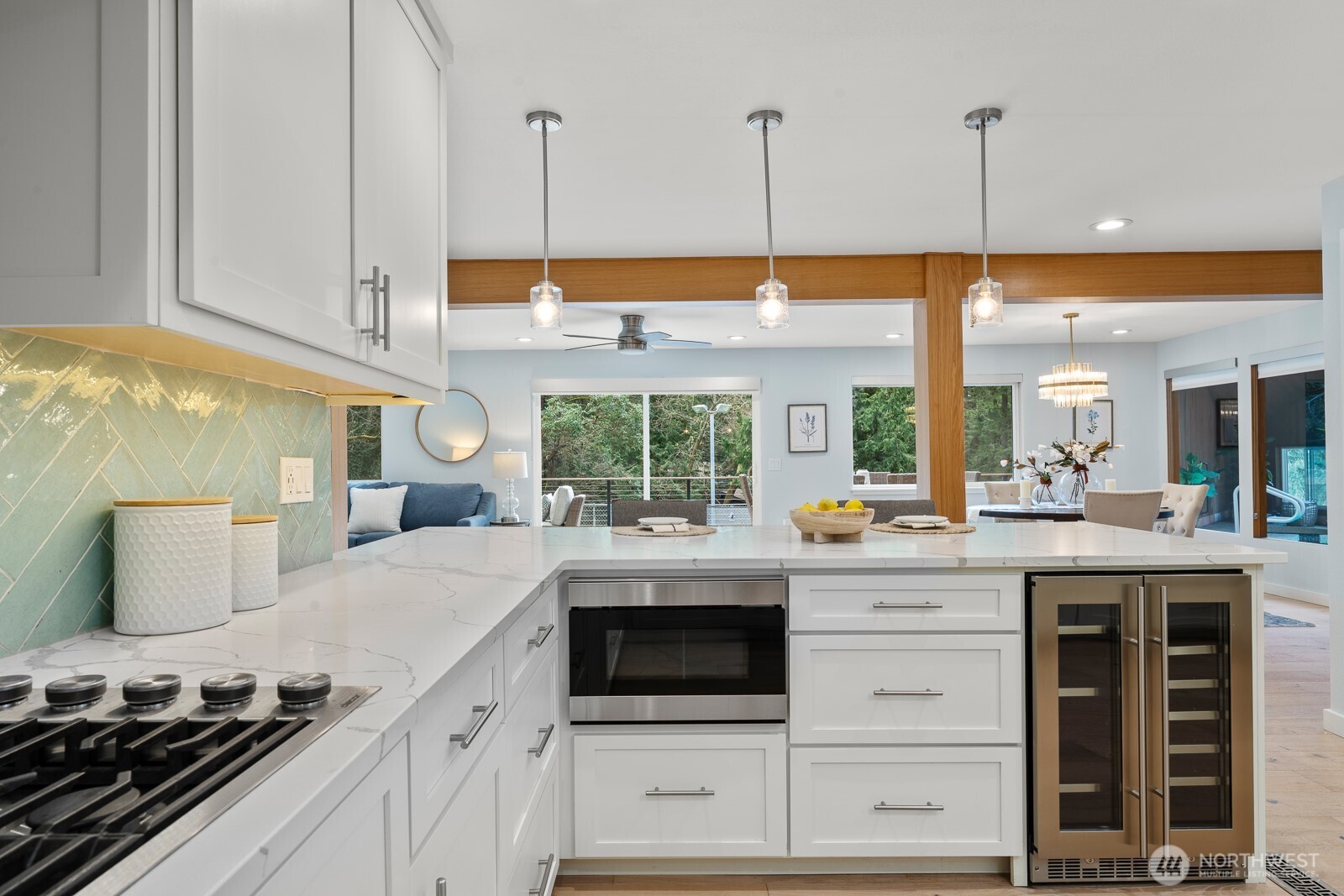 4830 88th Place SE, Mercer Island, WA 98040