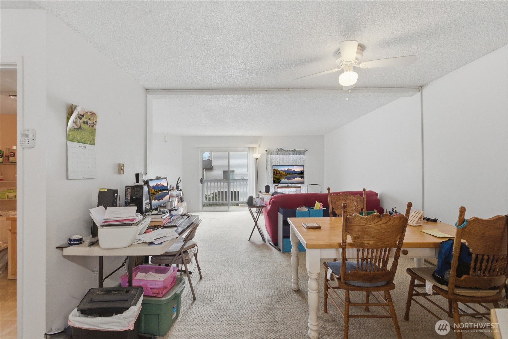 8823 Holly Drive #E201, Everett, WA 98208