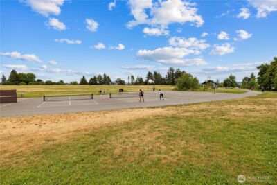 8521 Roosevelt Way NE, Seattle, WA 98115 - Photo 18