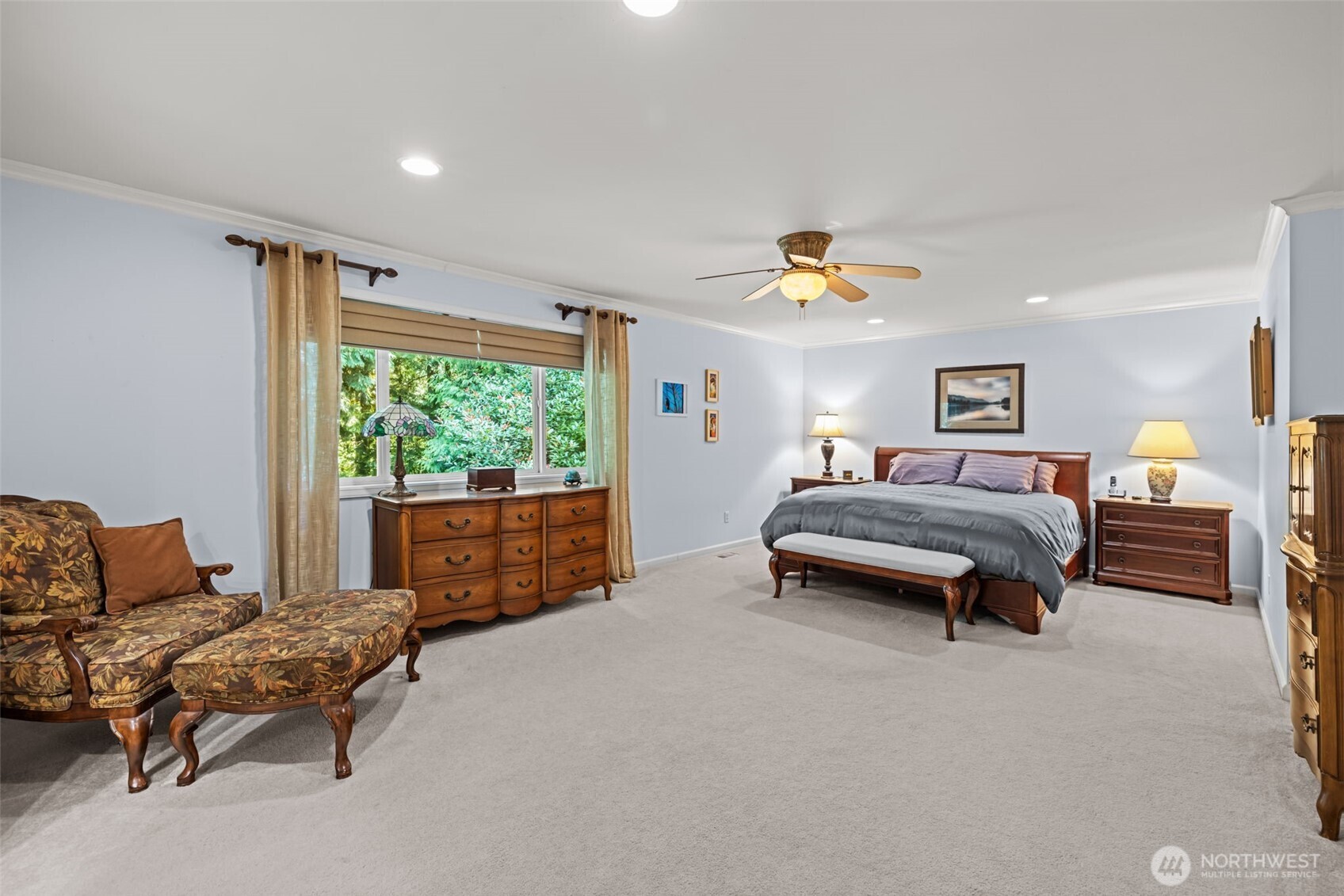 19710 222nd Avenue NE, Woodinville, WA 98077