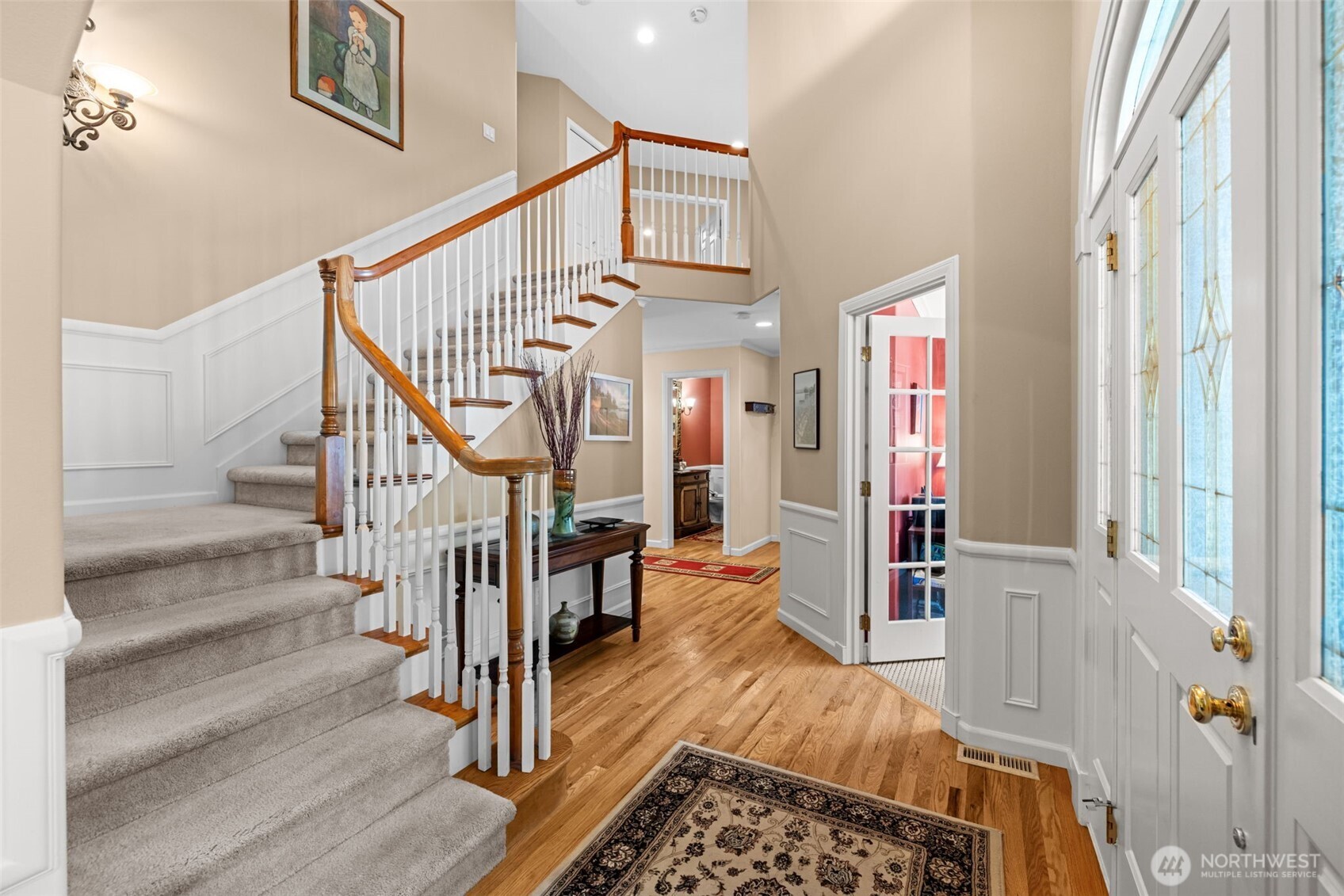 19710 222nd Avenue NE, Woodinville, WA 98077