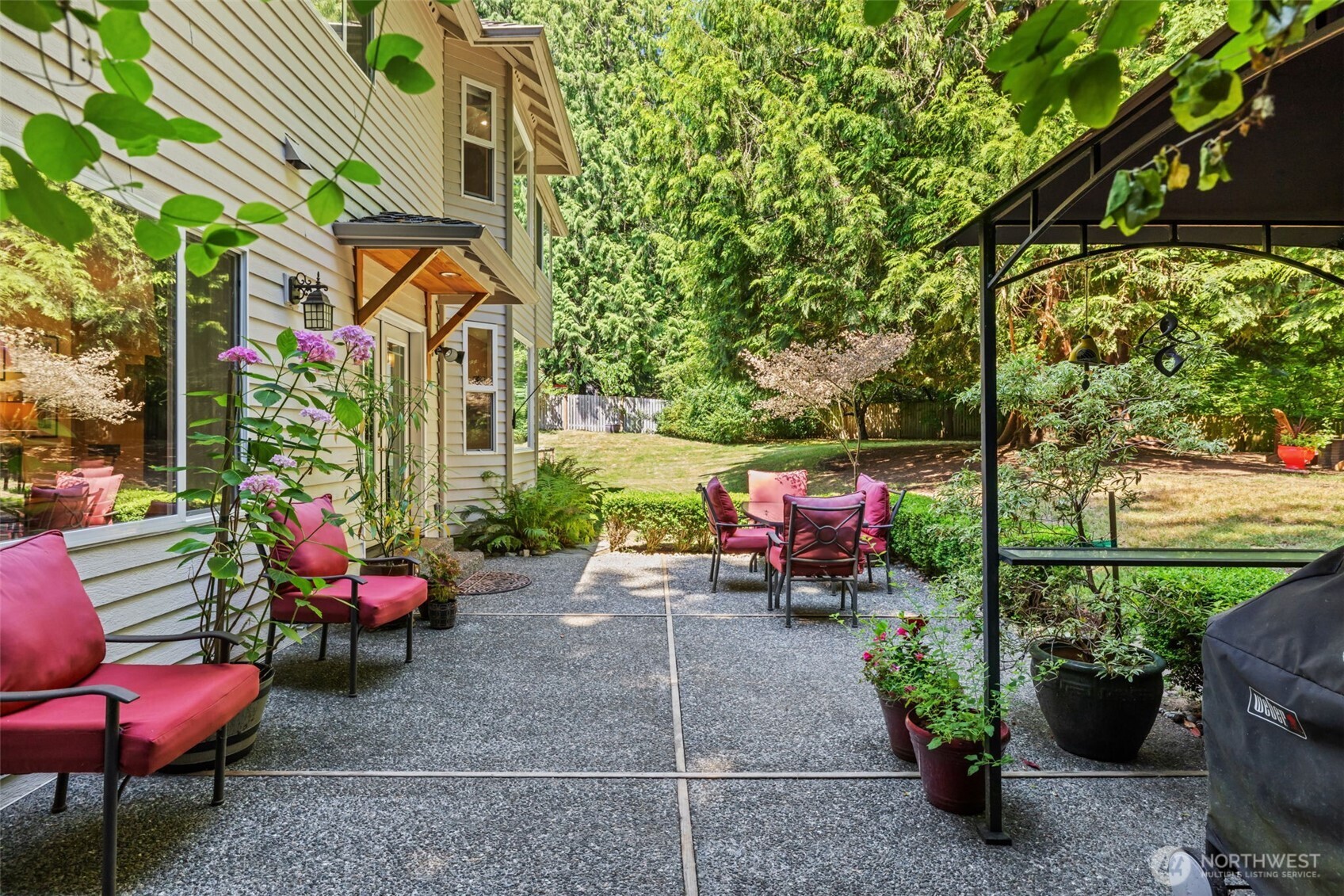 19710 222nd Avenue NE, Woodinville, WA 98077