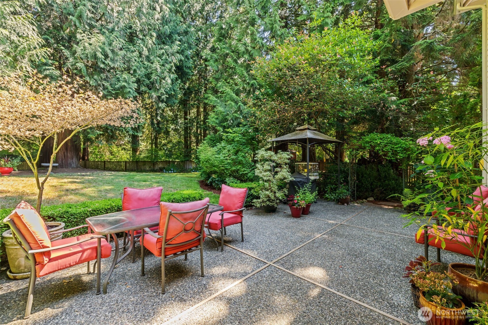 19710 222nd Avenue NE, Woodinville, WA 98077