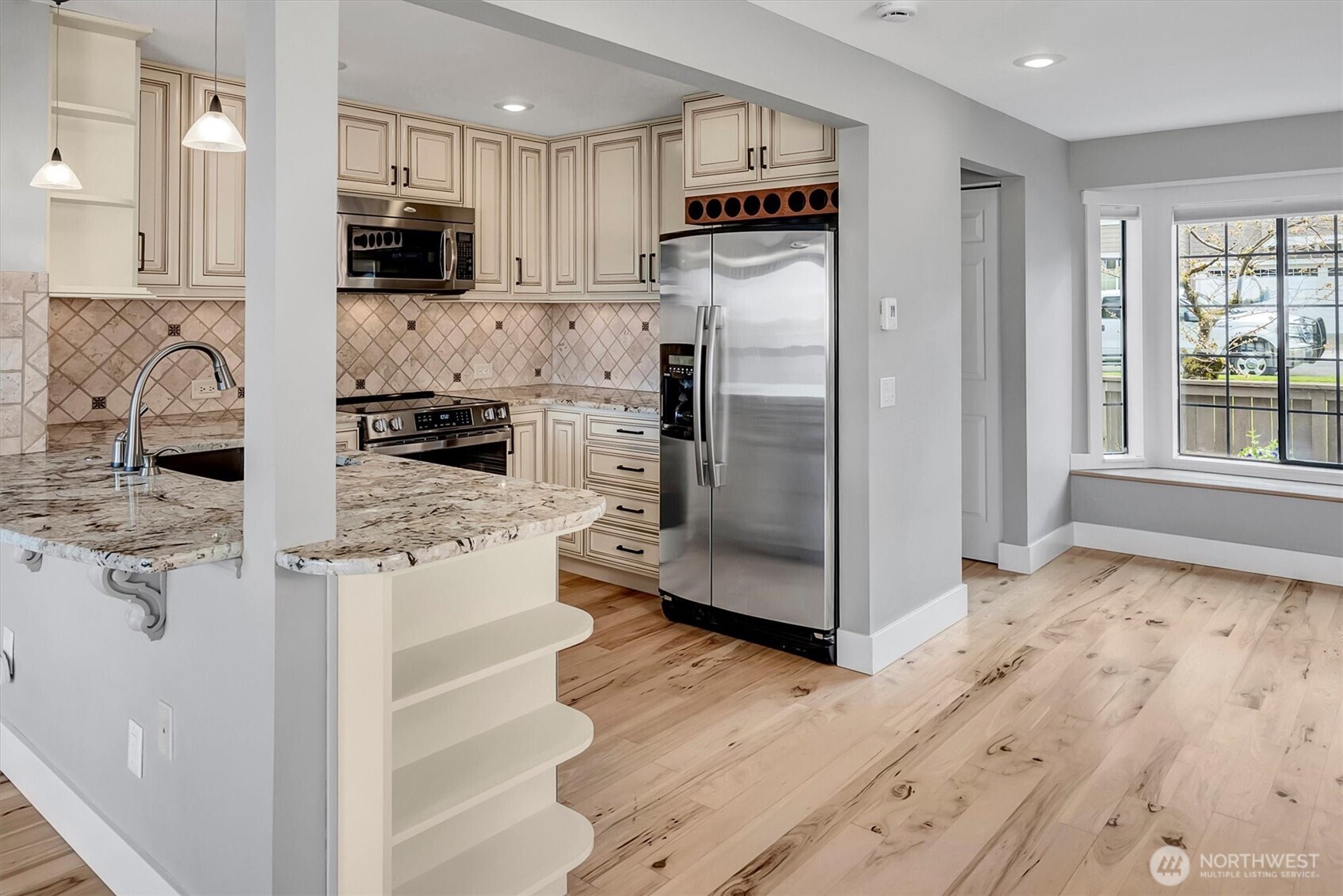 6527 106th Avenue NE #10, Kirkland, WA 98033