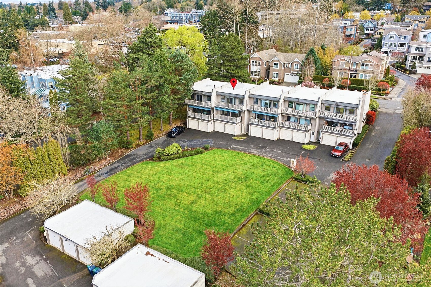 6527 106th Avenue NE #10, Kirkland, WA 98033