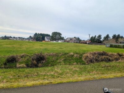 572 Puffin Avenue NE, Ocean Shores, WA 98569 - Photo 6