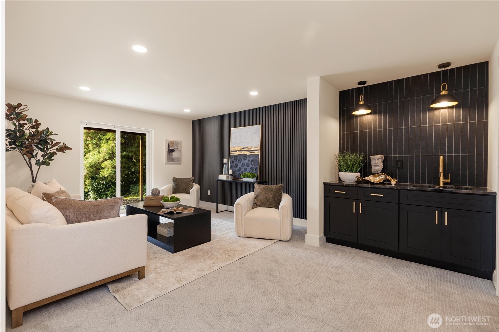 11007 2nd Avenue NW, Seattle, WA 98177