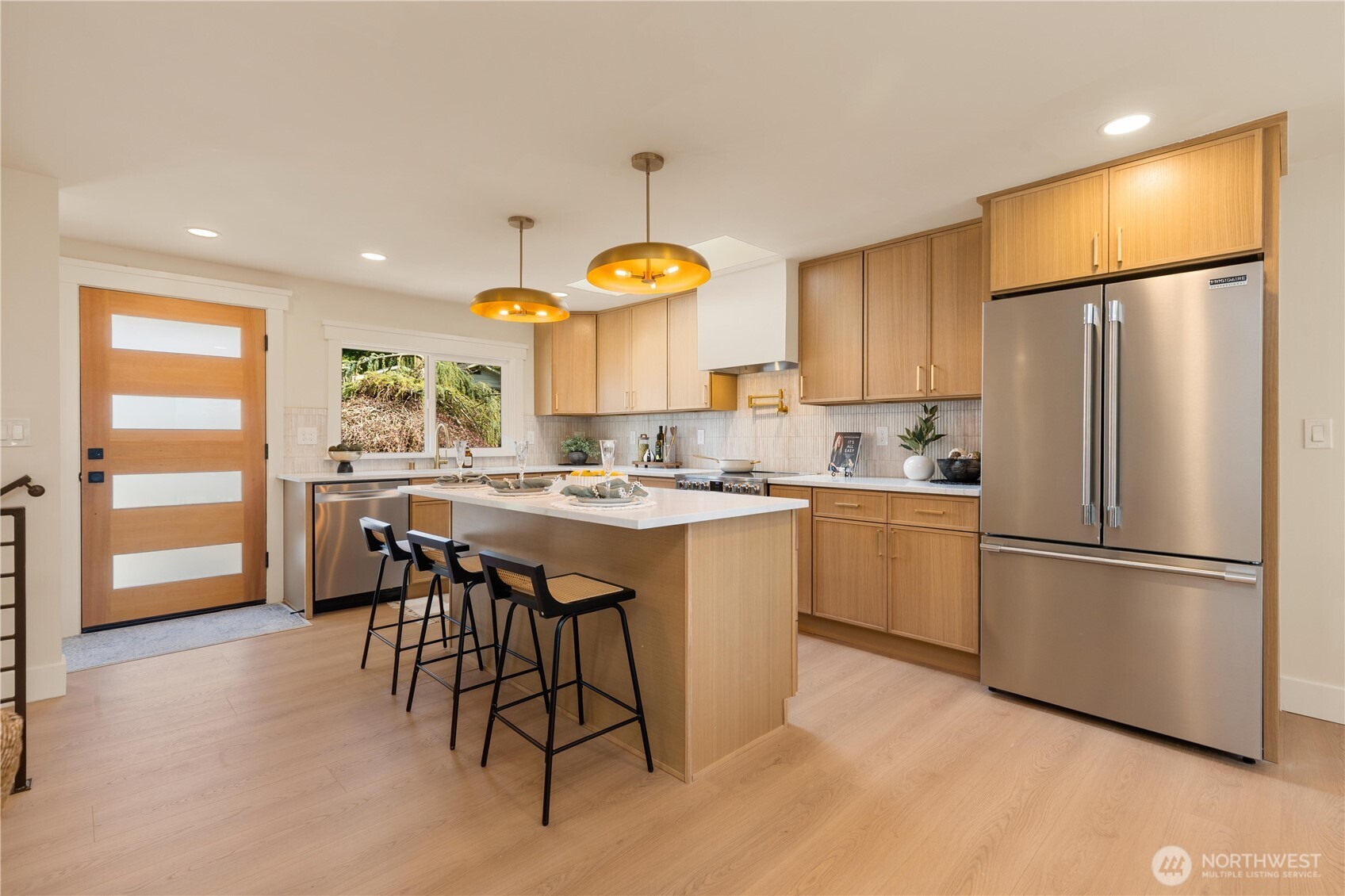 11007 2nd Avenue NW, Seattle, WA 98177