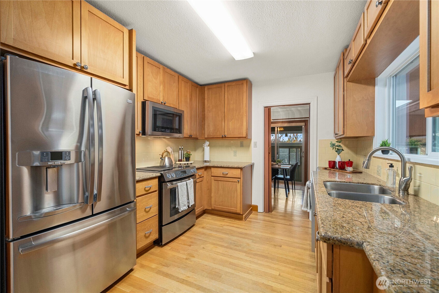 2542 S Cushman Avenue , Tacoma, WA 98405