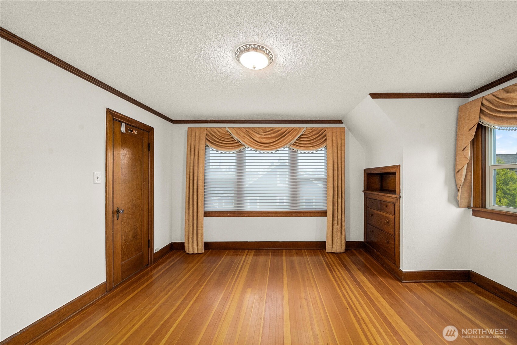 2542 S Cushman Avenue , Tacoma, WA 98405