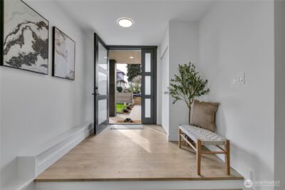 9846 62nd Avenue S #1, Seattle, WA 98118 - Photo 3