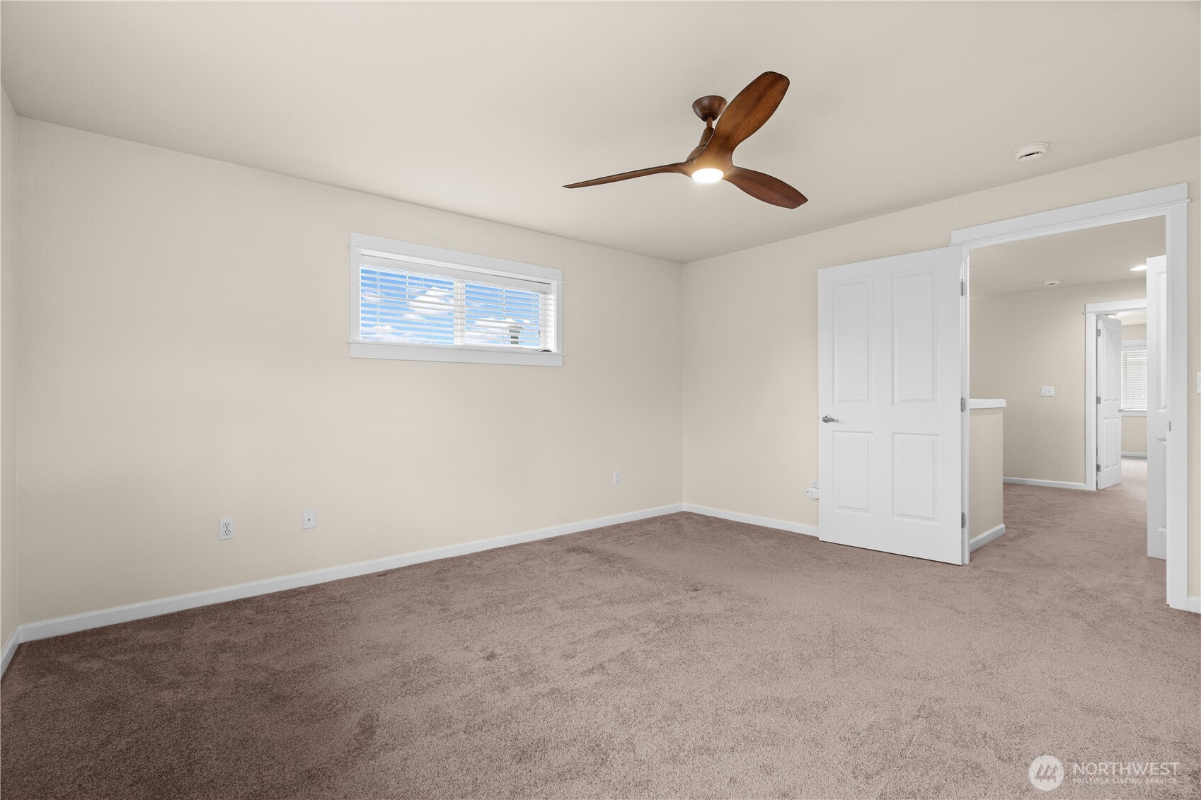 10700 SE 260th Street #A103, Kent, WA 98030