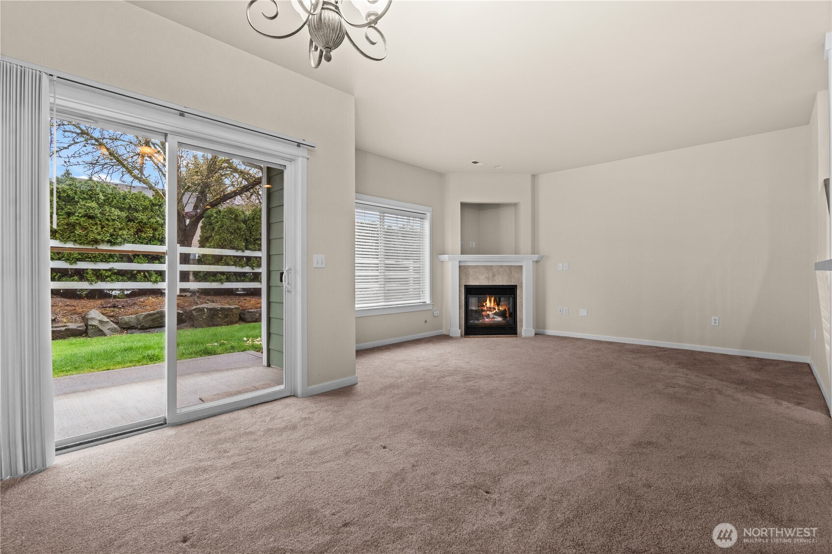 10700 SE 260th Street #A103, Kent, WA 98030