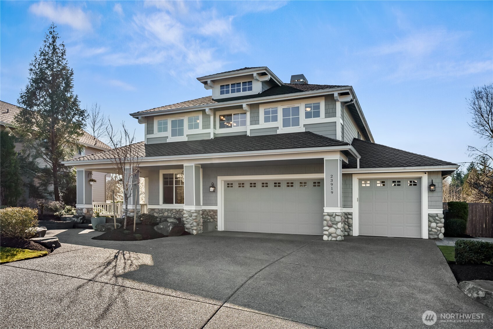 23919 SE 8th Place , Sammamish, WA 98075