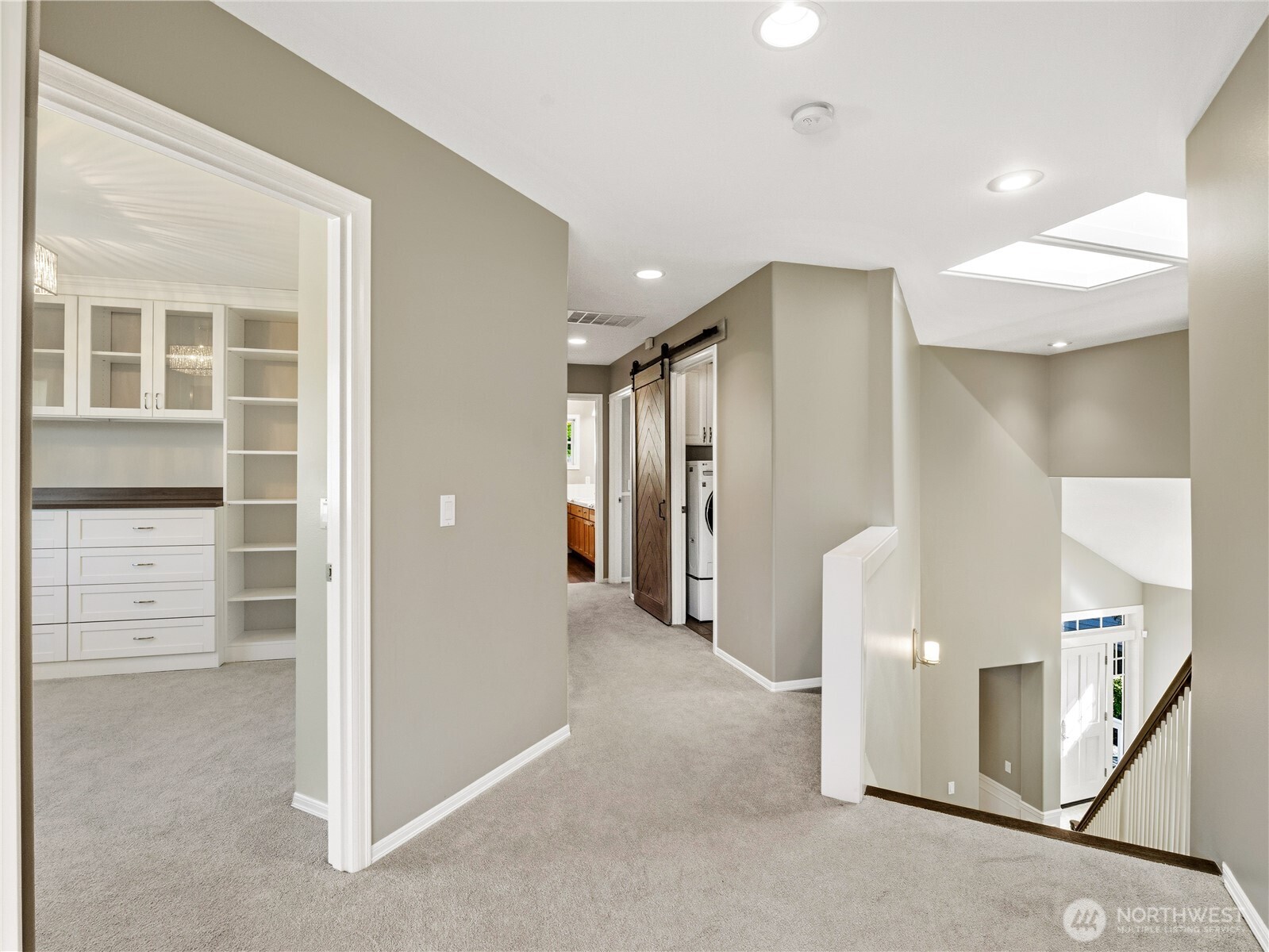 23919 SE 8th Place , Sammamish, WA 98075