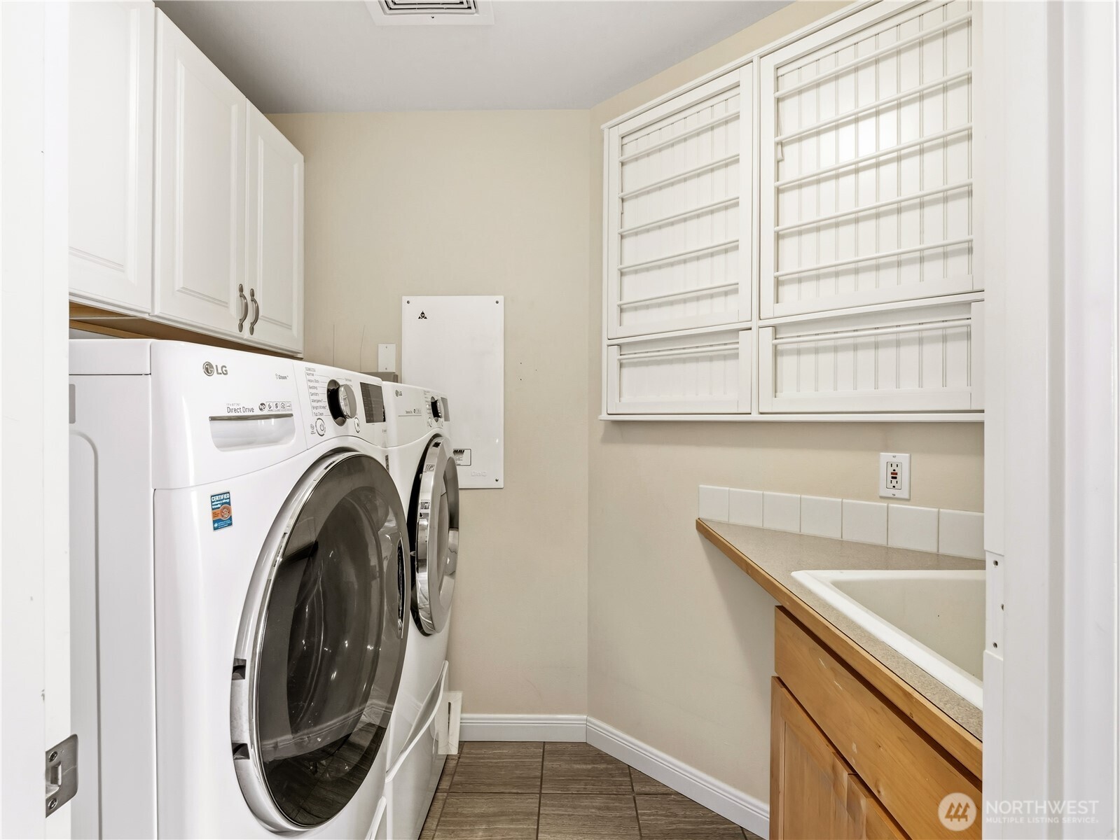 23919 SE 8th Place , Sammamish, WA 98075