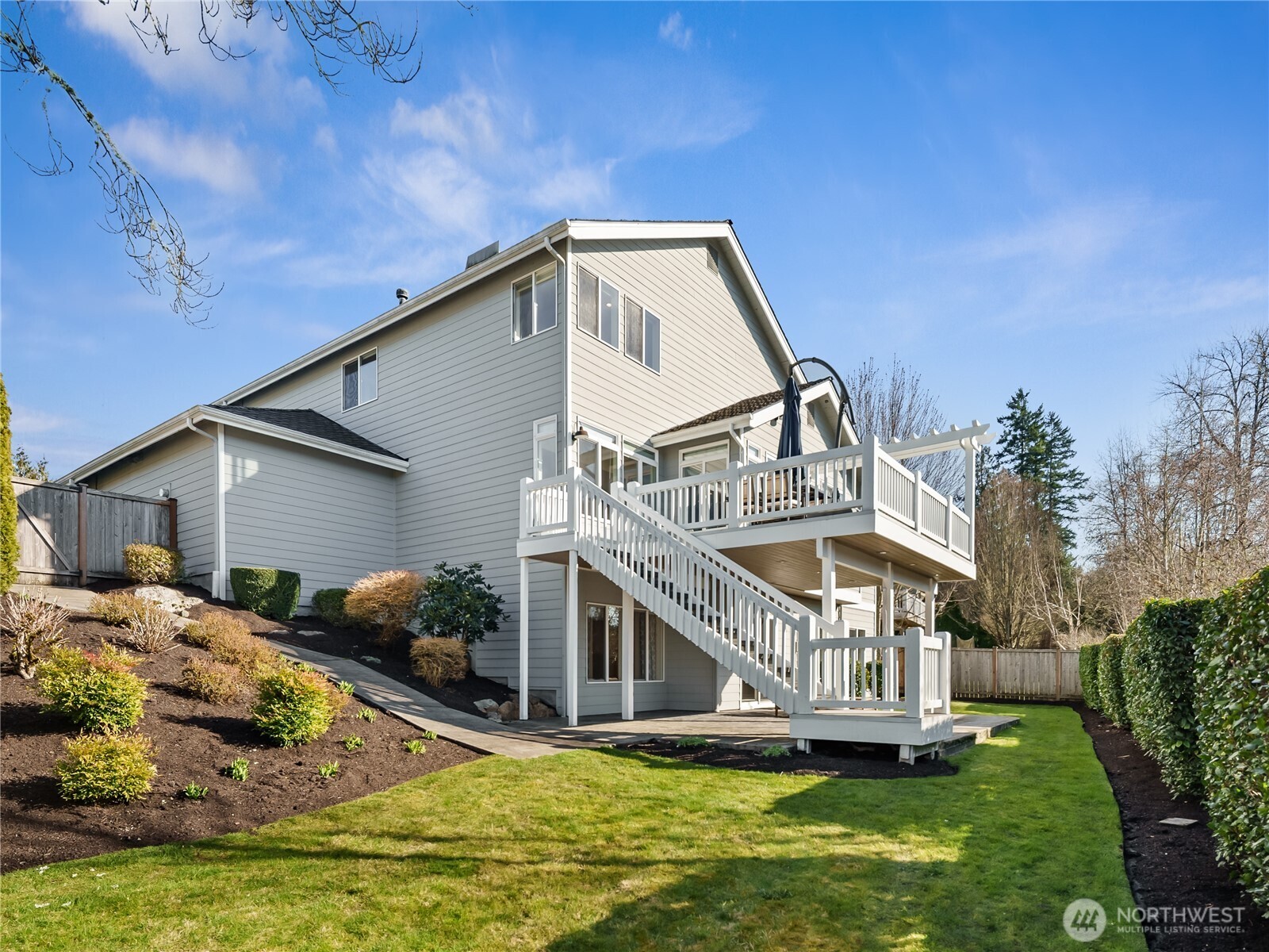23919 SE 8th Place , Sammamish, WA 98075