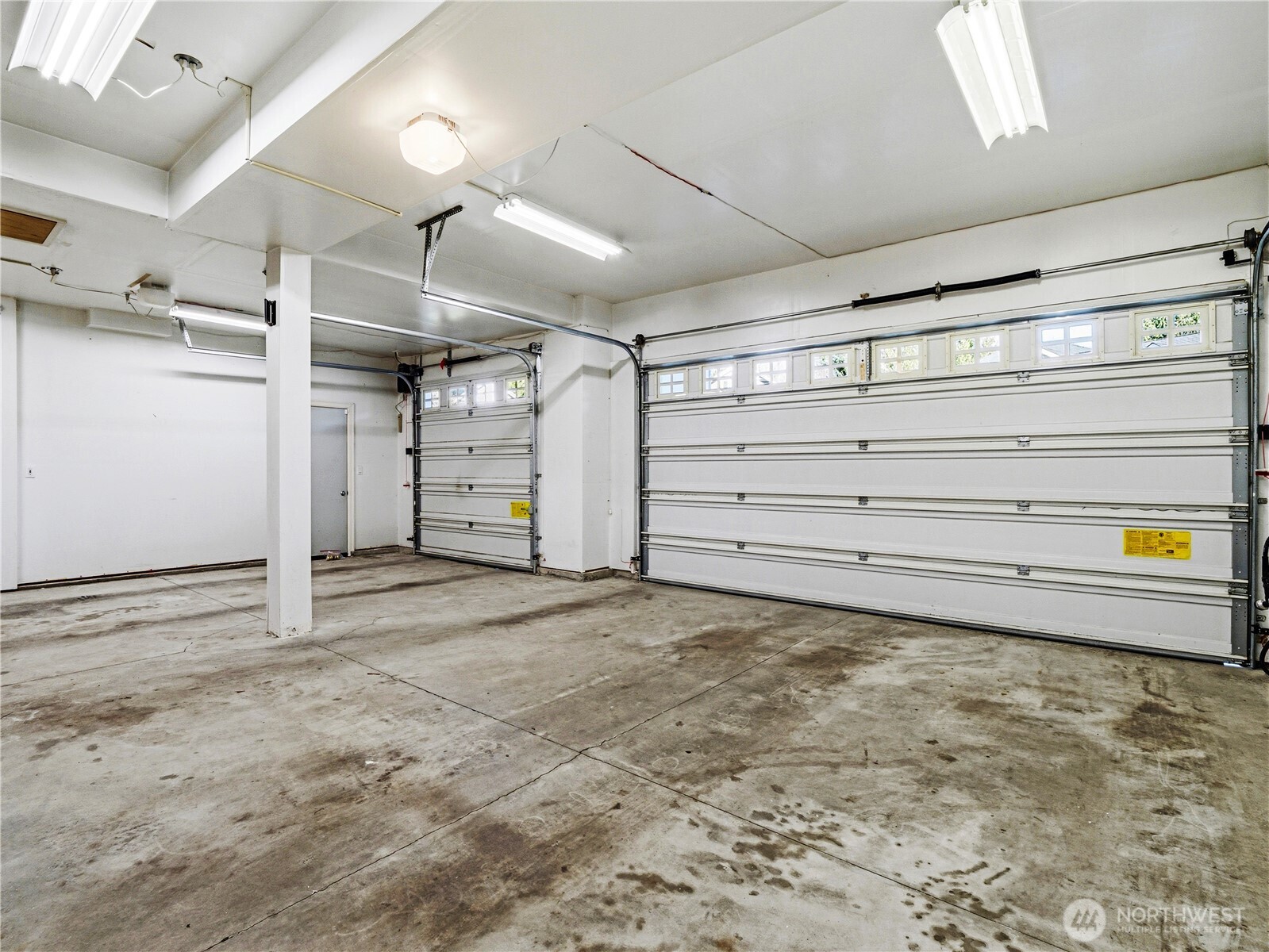 23919 SE 8th Place , Sammamish, WA 98075