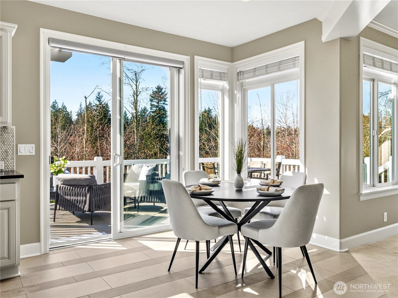 23919 SE 8th Place , Sammamish, WA 98075