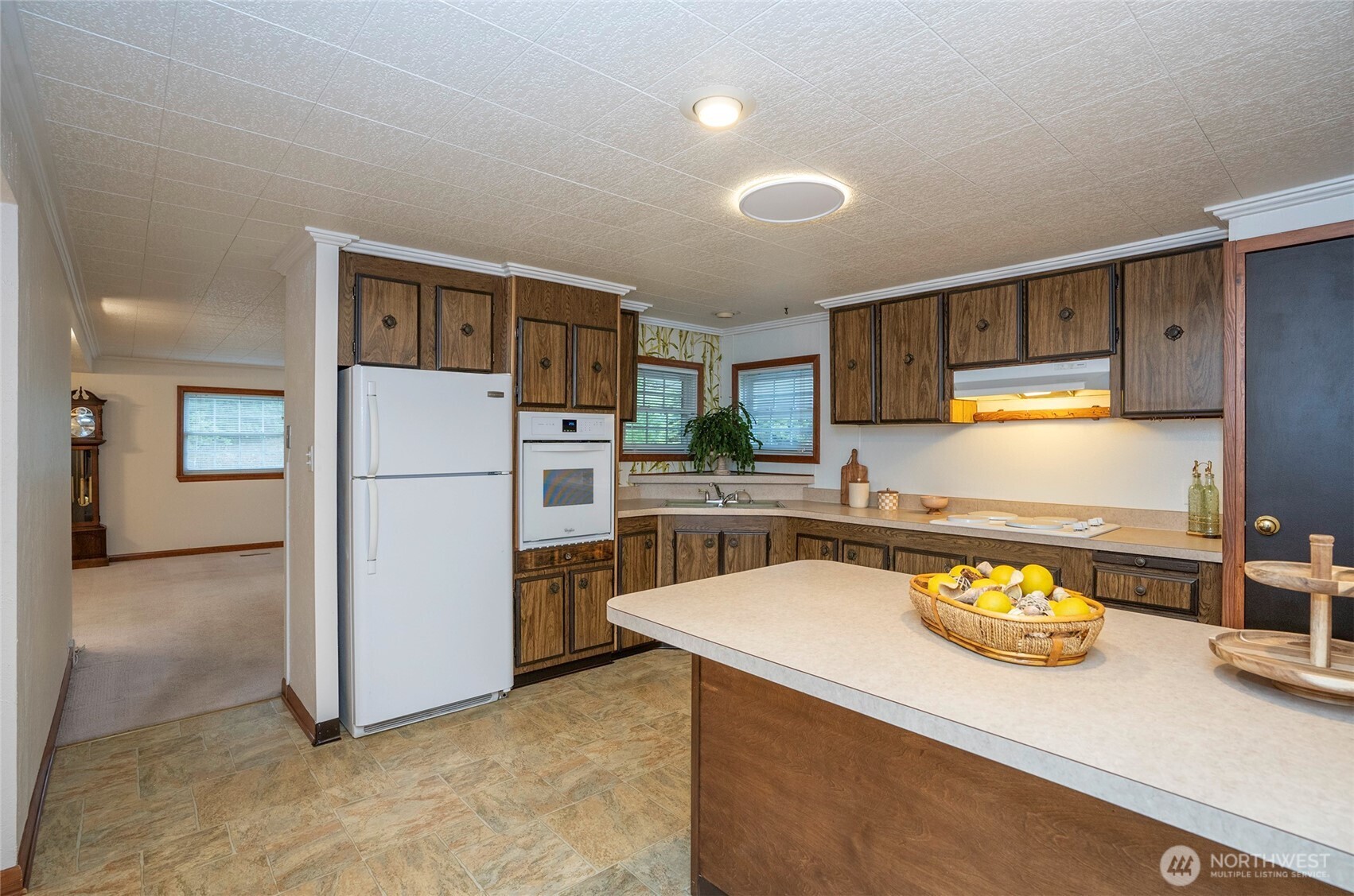 17843 NW Seabeck Holly Road , Seabeck, WA 98380