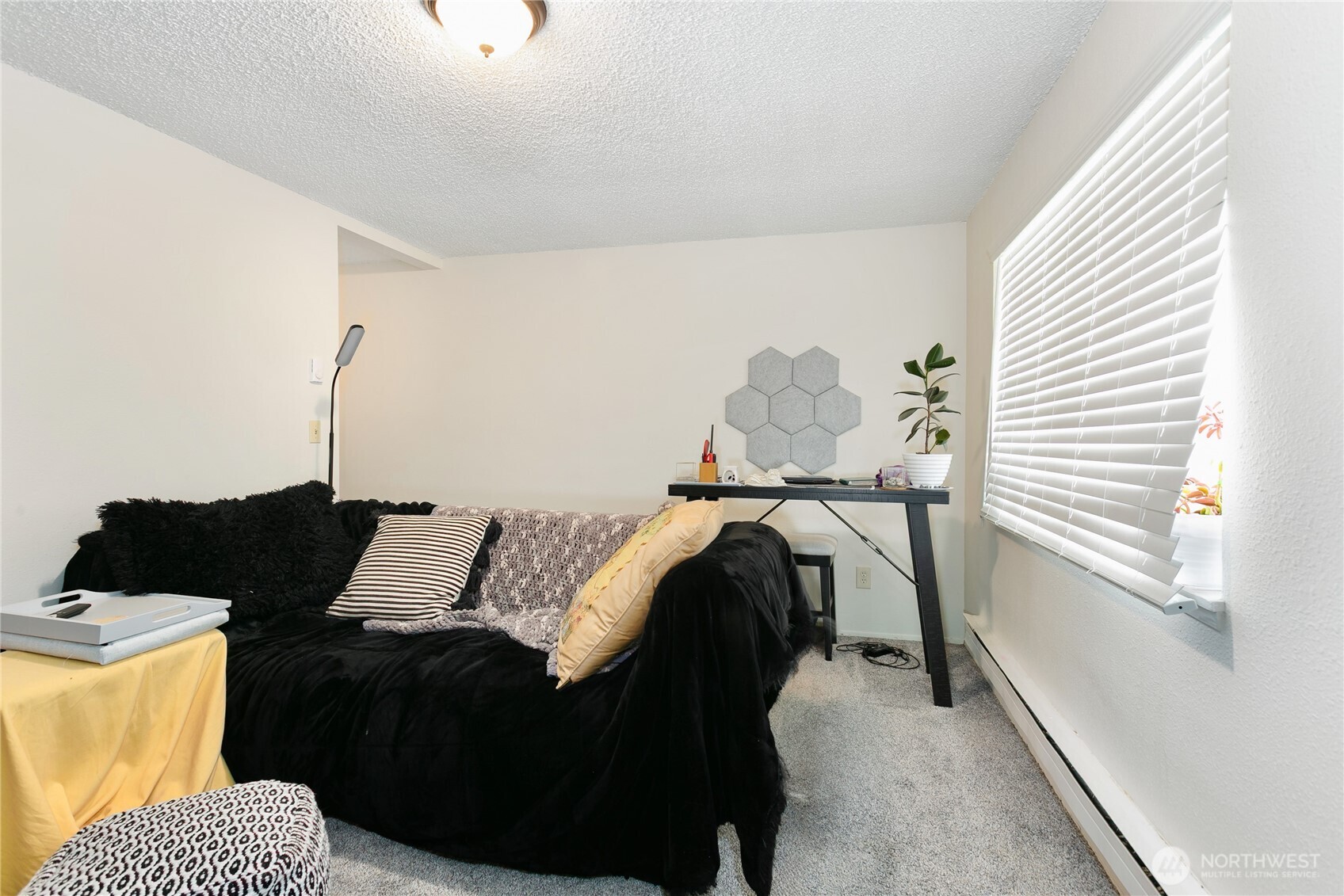 3572 -3574 E F Street , Tacoma, WA 98404