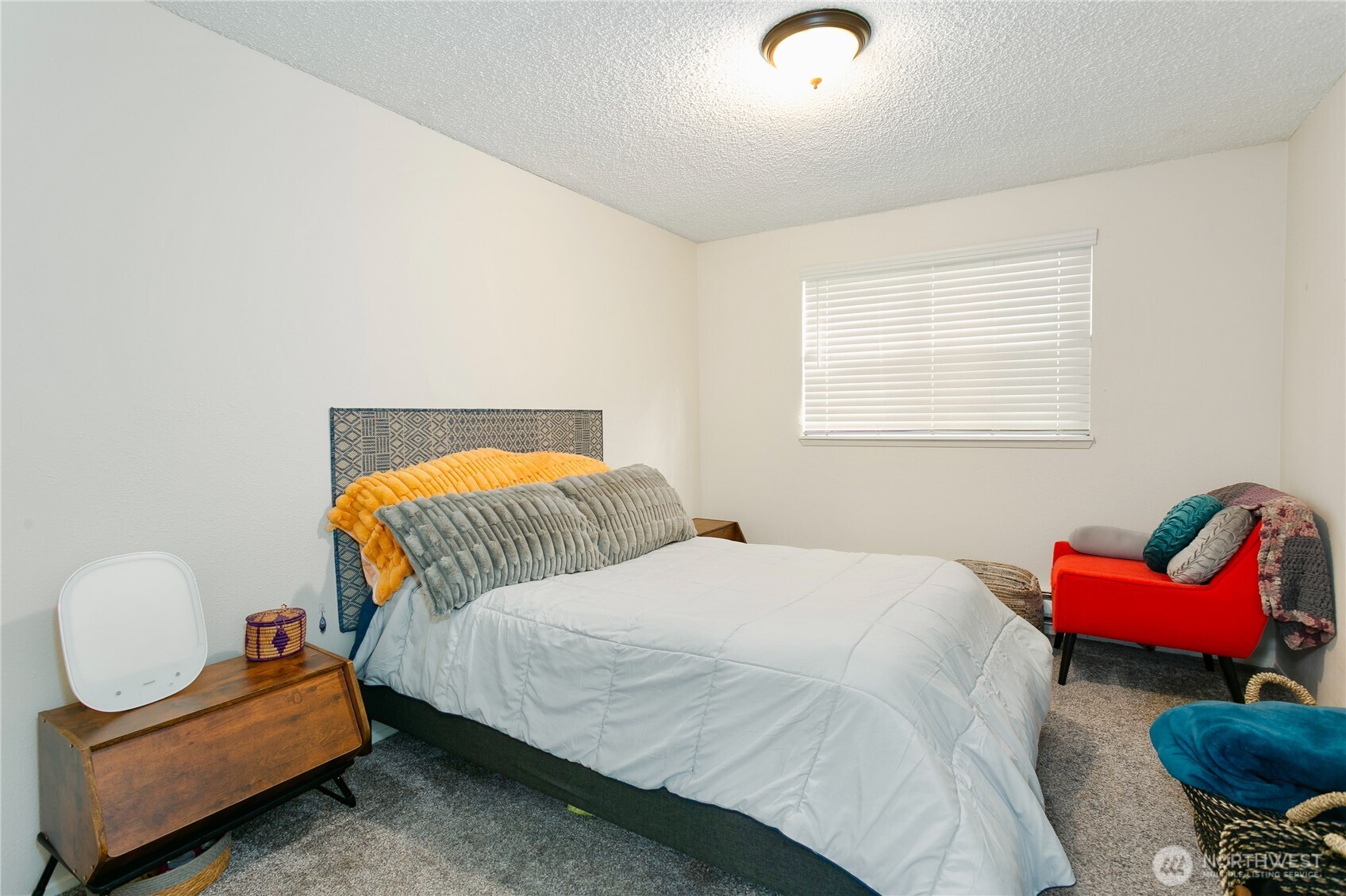 3572 -3574 E F Street , Tacoma, WA 98404