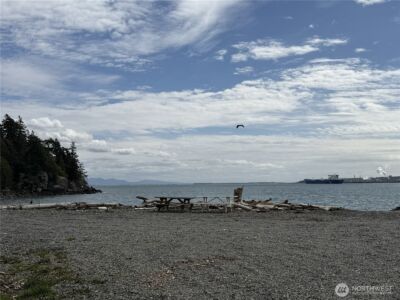 7670 Holiday Boulevard , Anacortes, WA 98221 - Photo 17