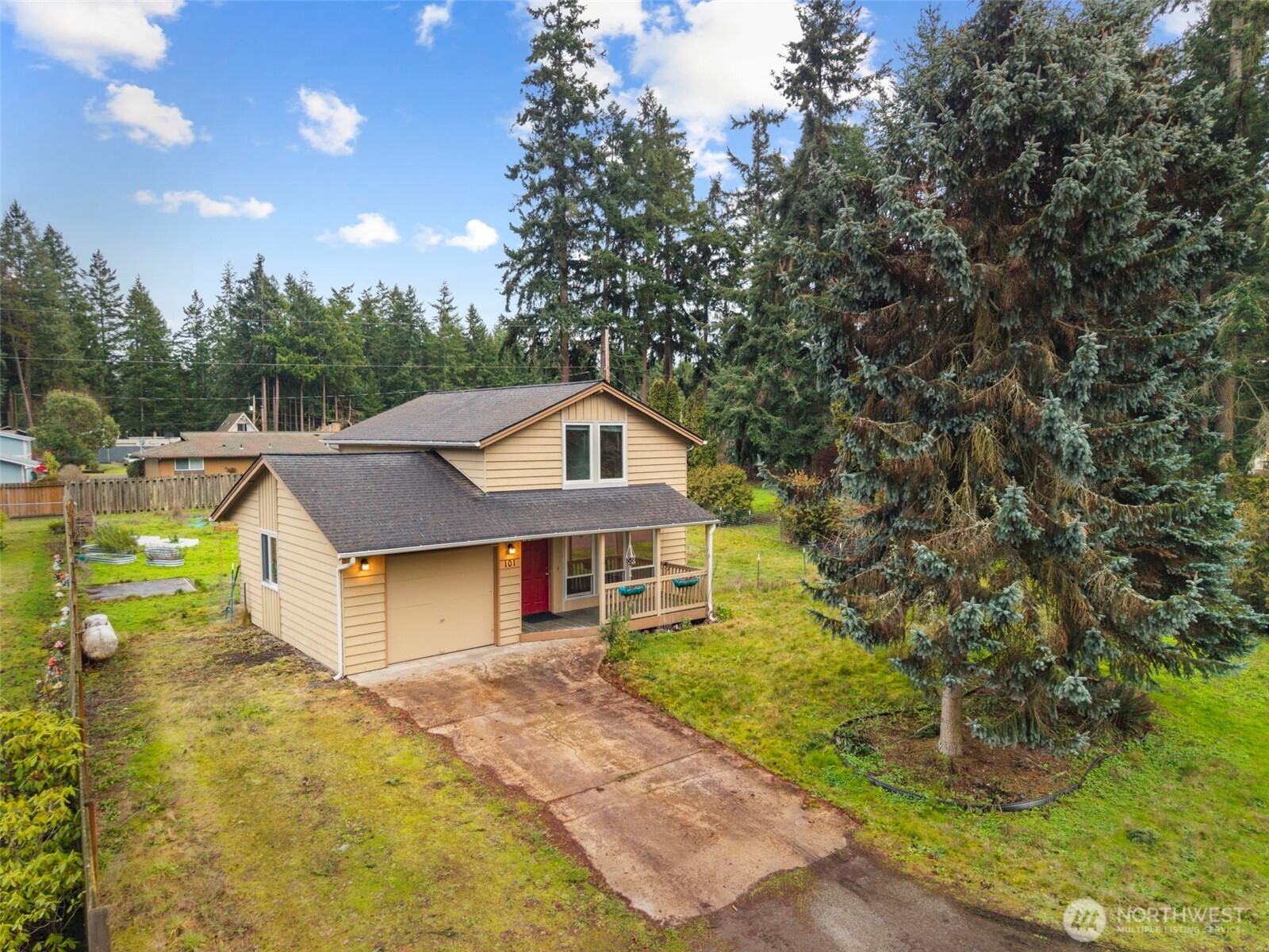 101 D Street , Port Hadlock, WA 98339