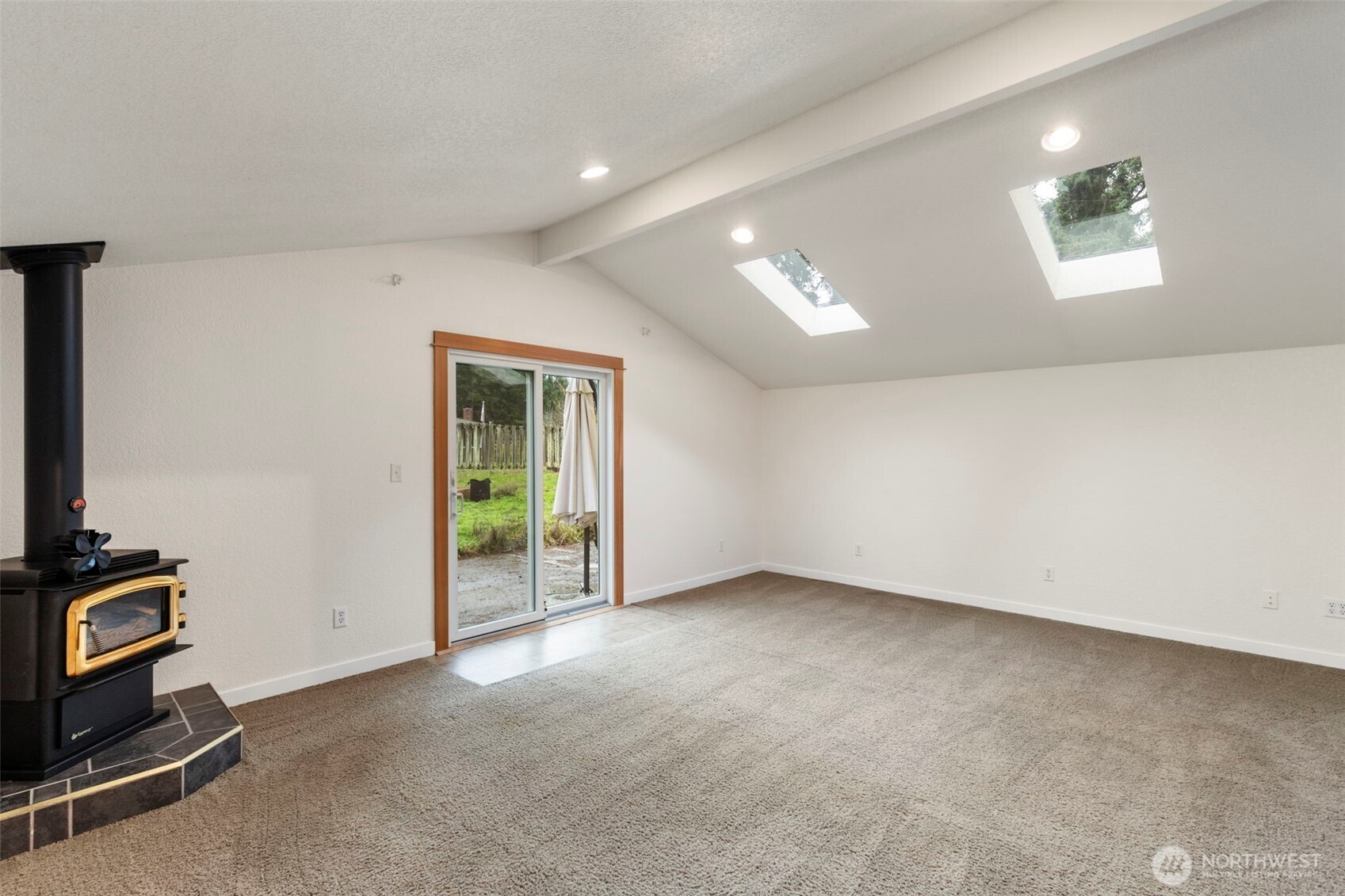 101 D Street , Port Hadlock, WA 98339