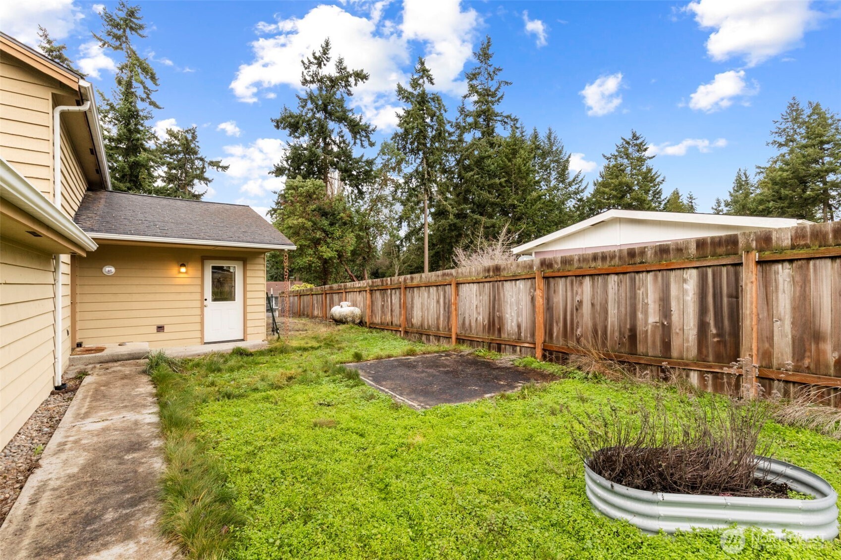 101 D Street , Port Hadlock, WA 98339