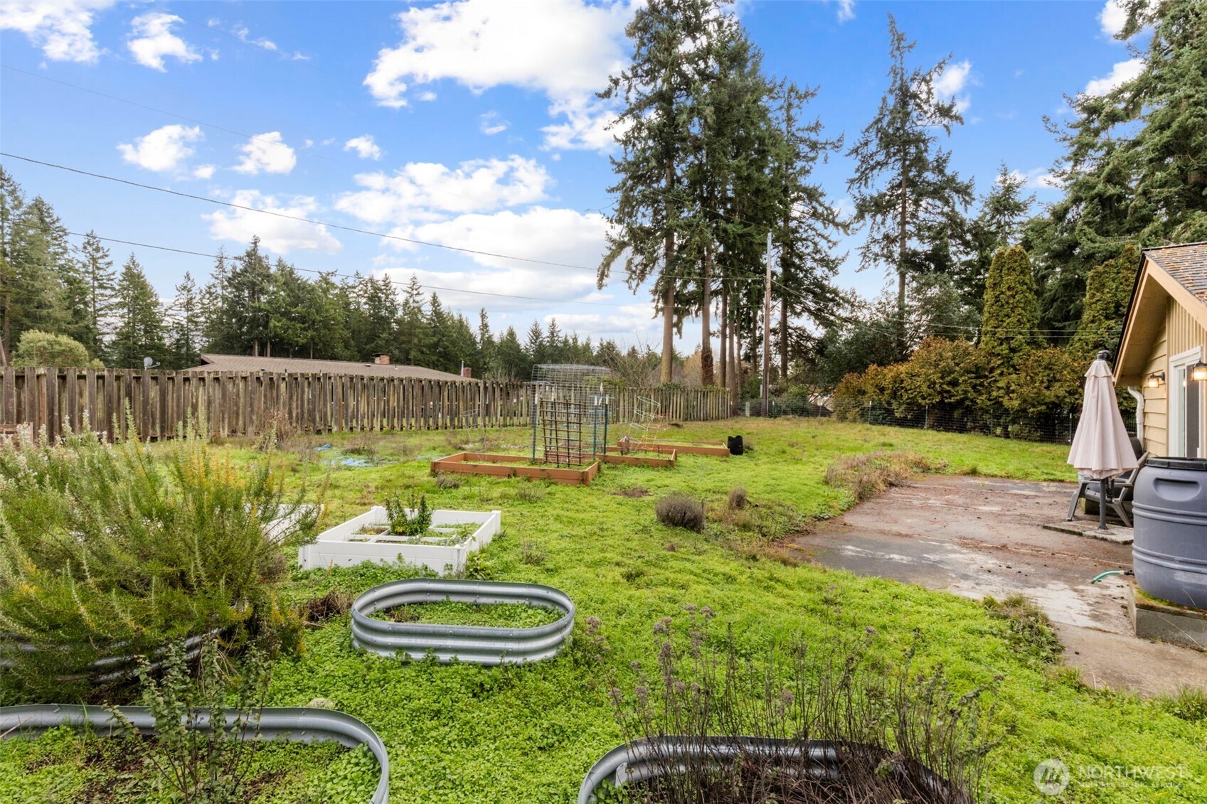 101 D Street , Port Hadlock, WA 98339