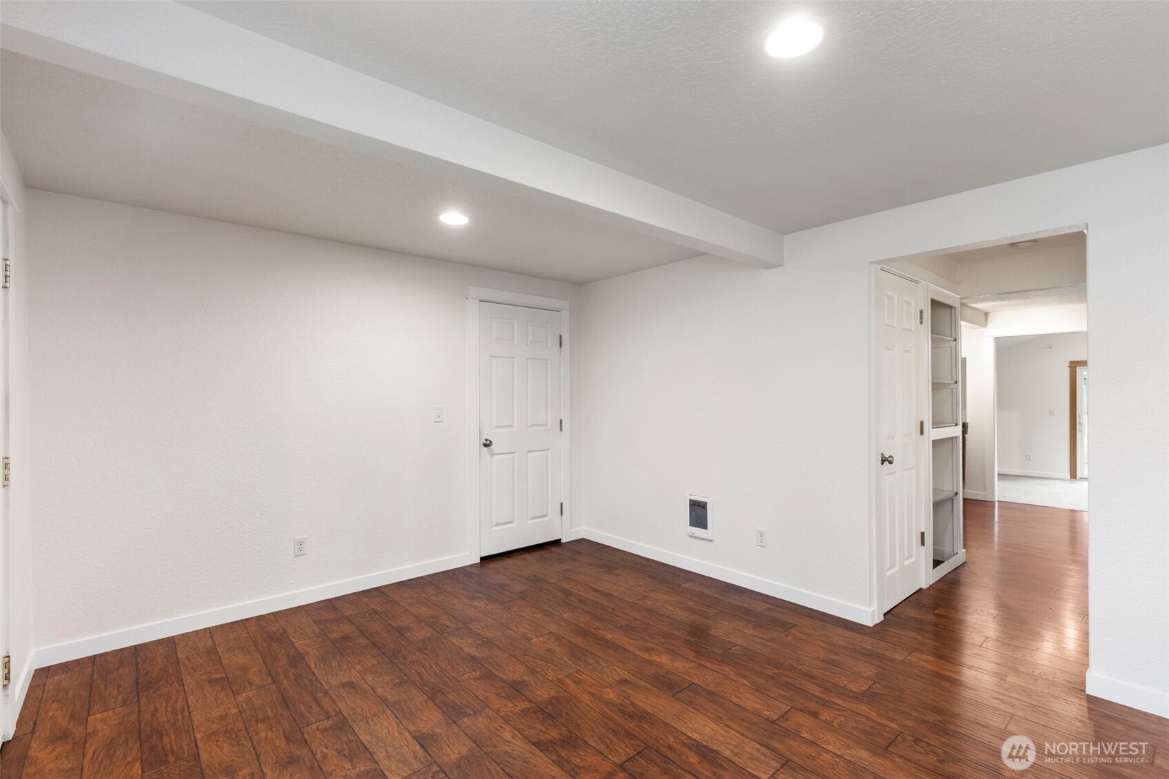 101 D Street , Port Hadlock, WA 98339